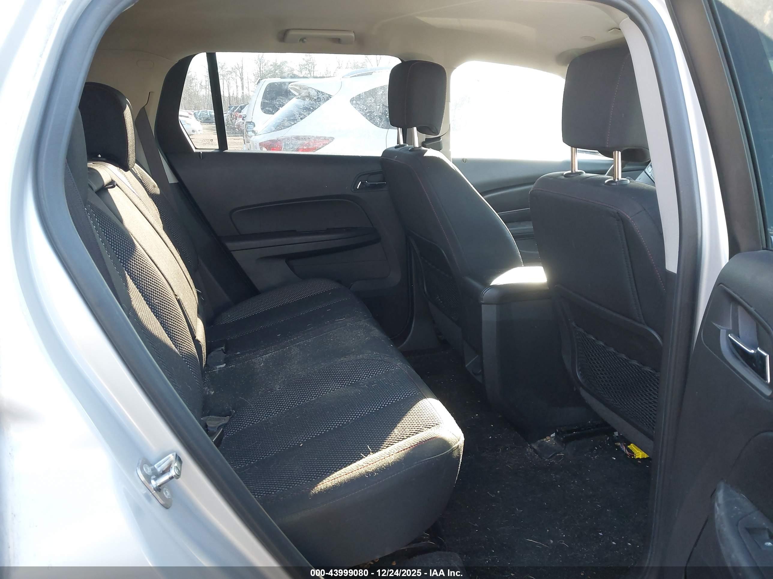 GMC TERRAIN image 8