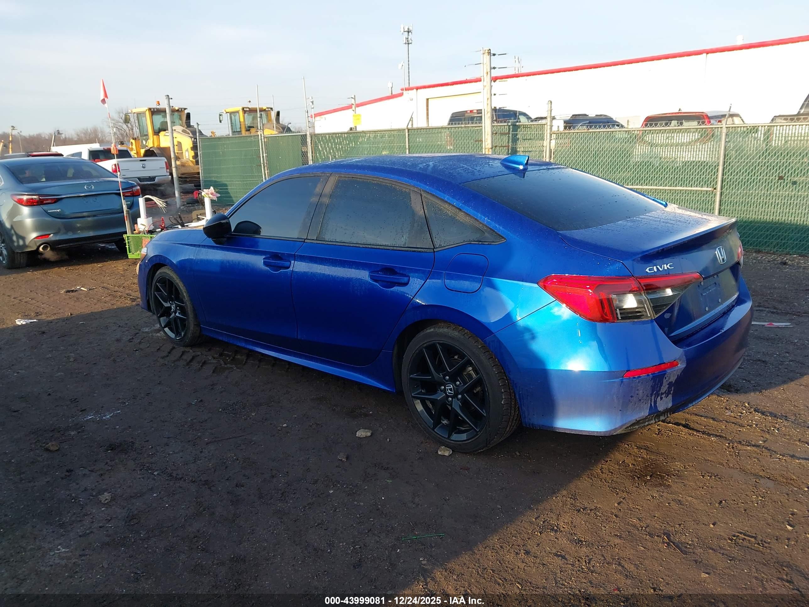 HONDA CIVIC image 3