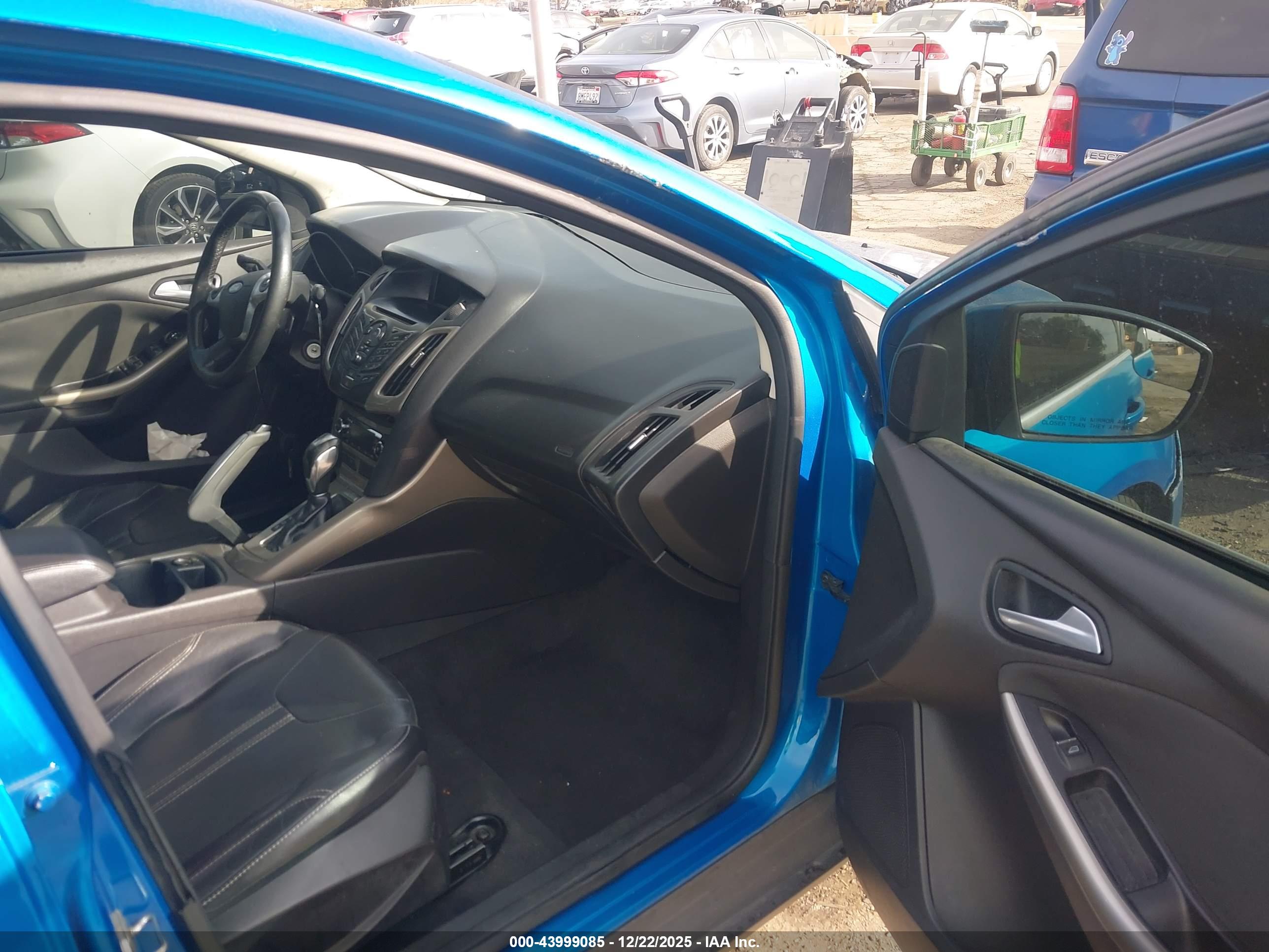 FORD FOCUS image 5