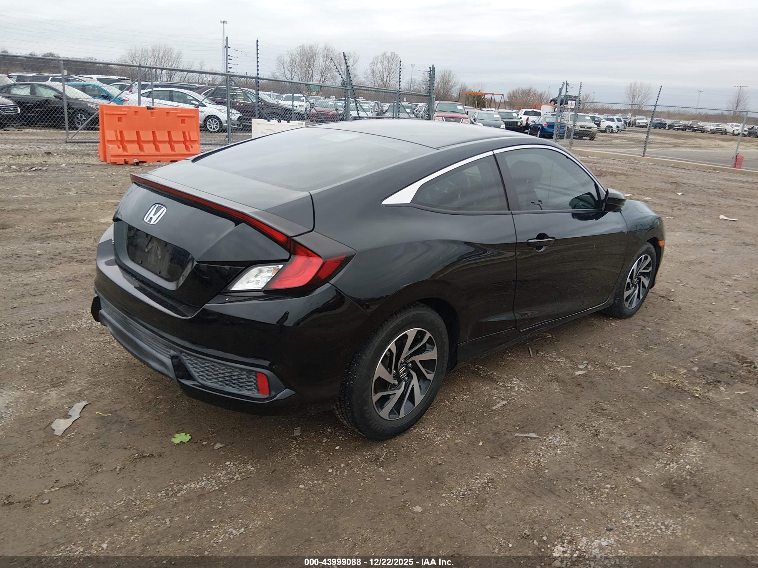 HONDA CIVIC image 4