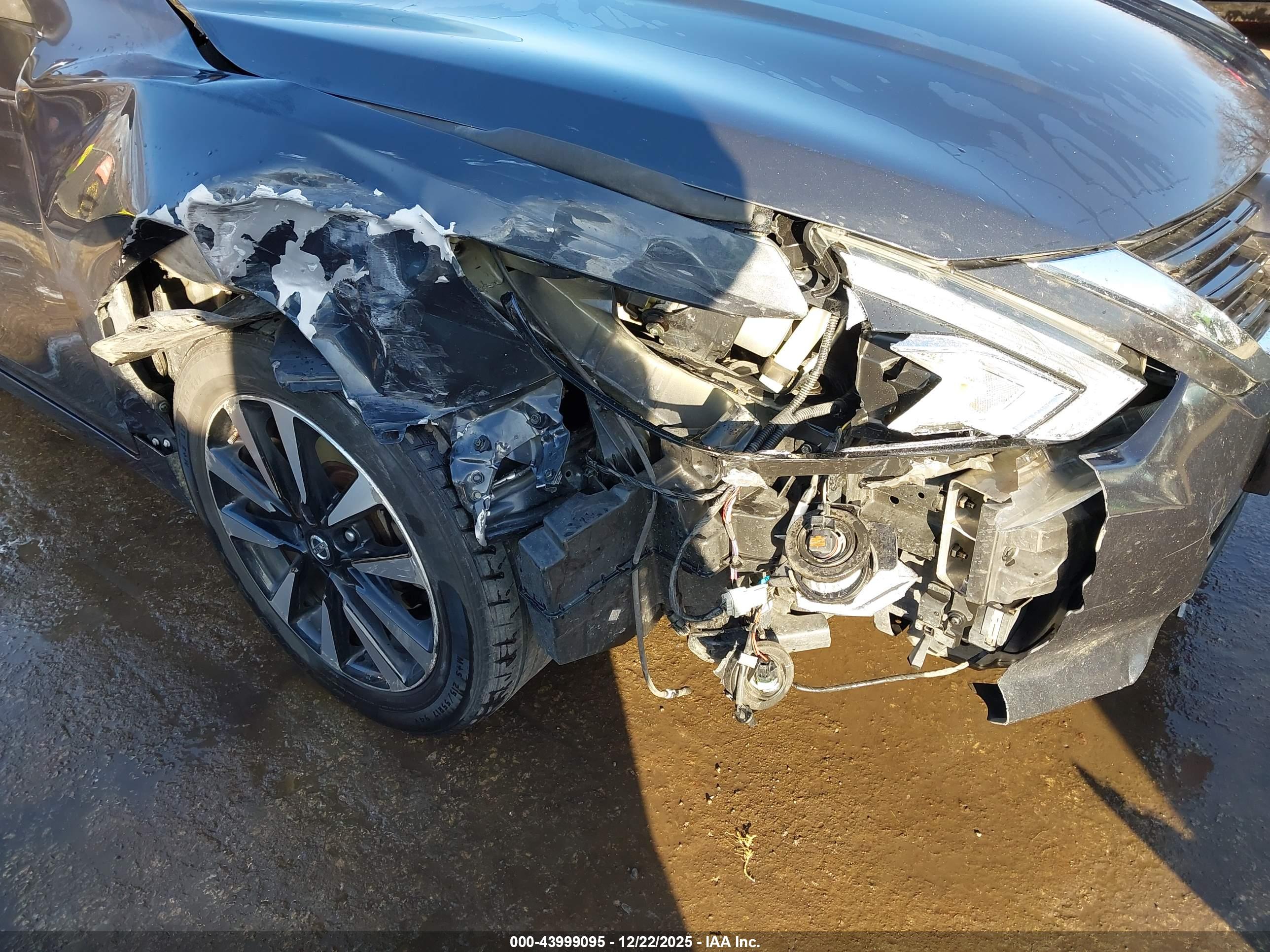 NISSAN ALTIMA image 6
