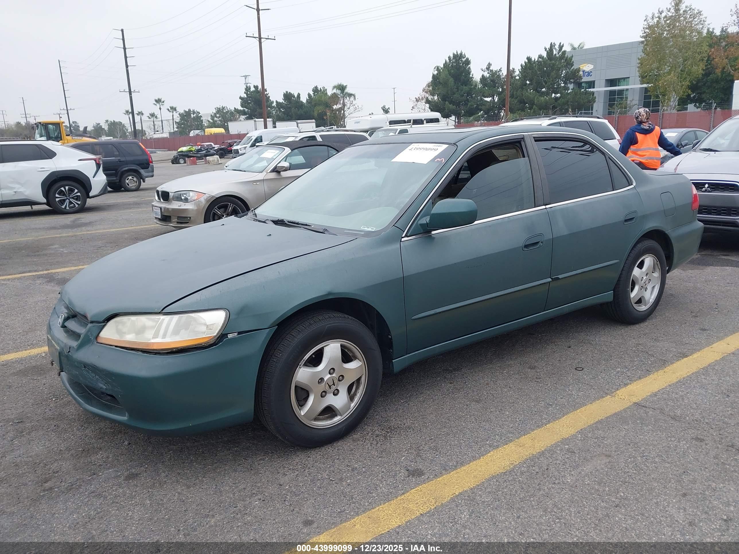 HONDA ACCORD image 2
