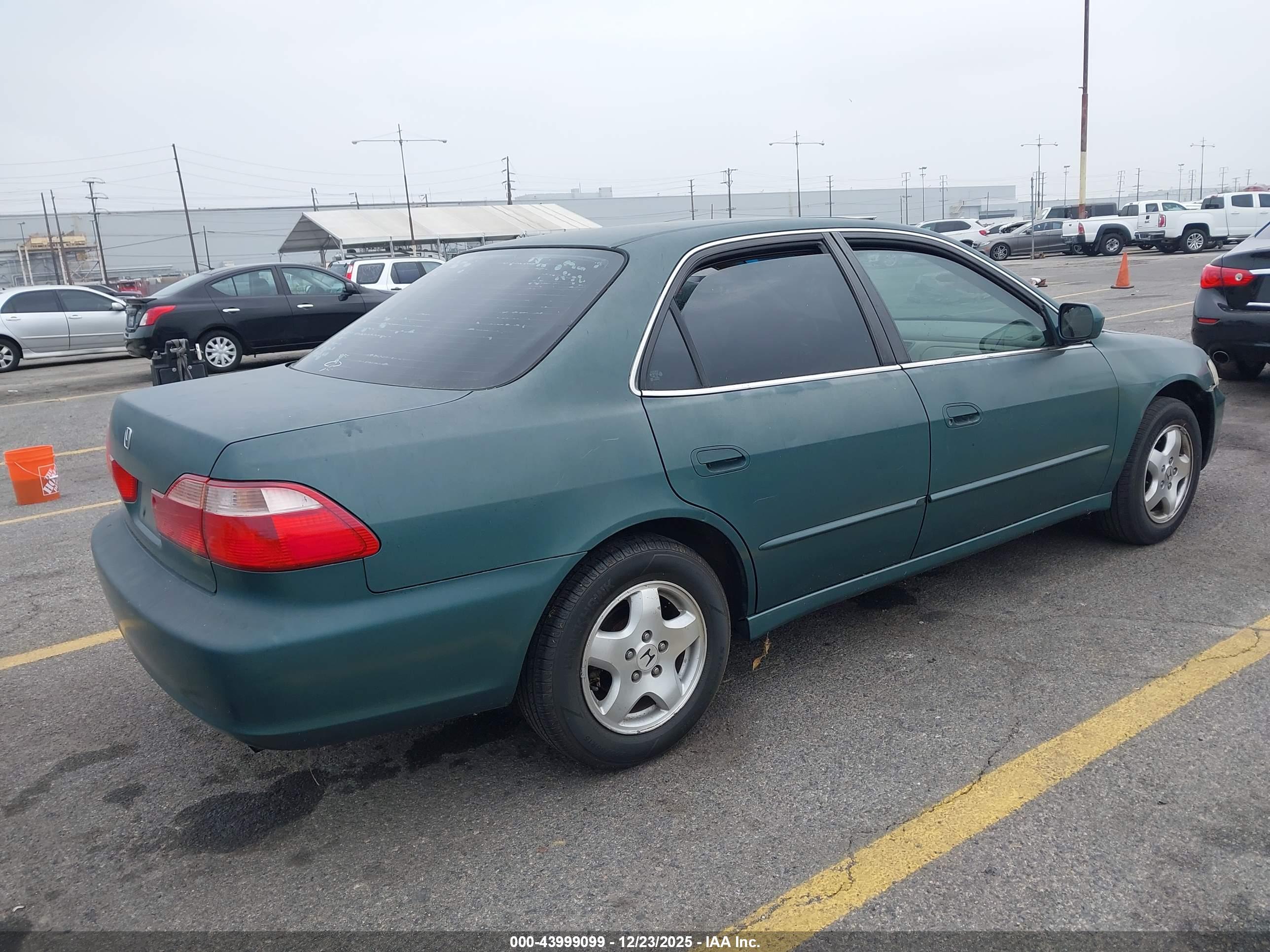 HONDA ACCORD image 4