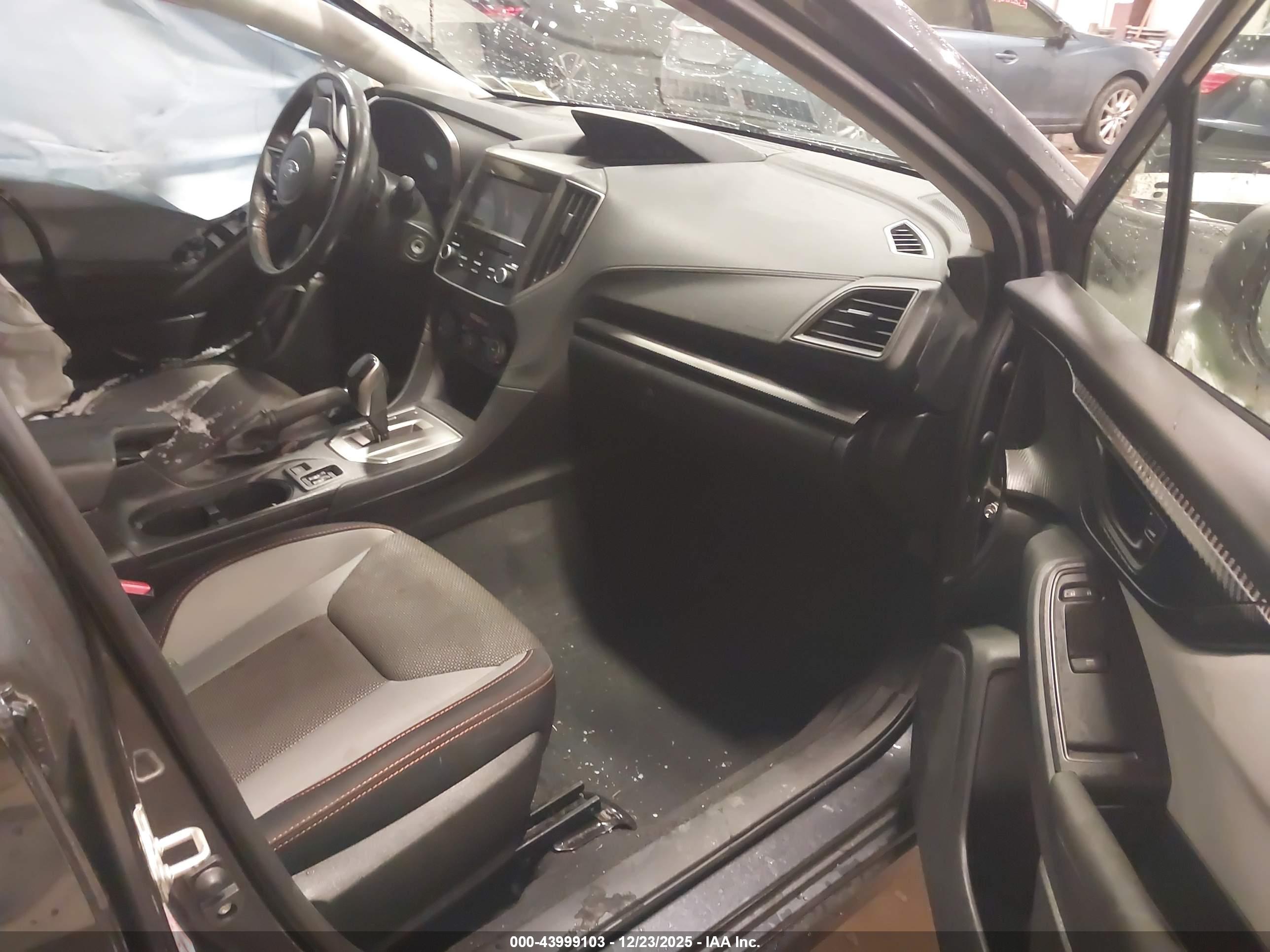SUBARU CROSSTREK image 5