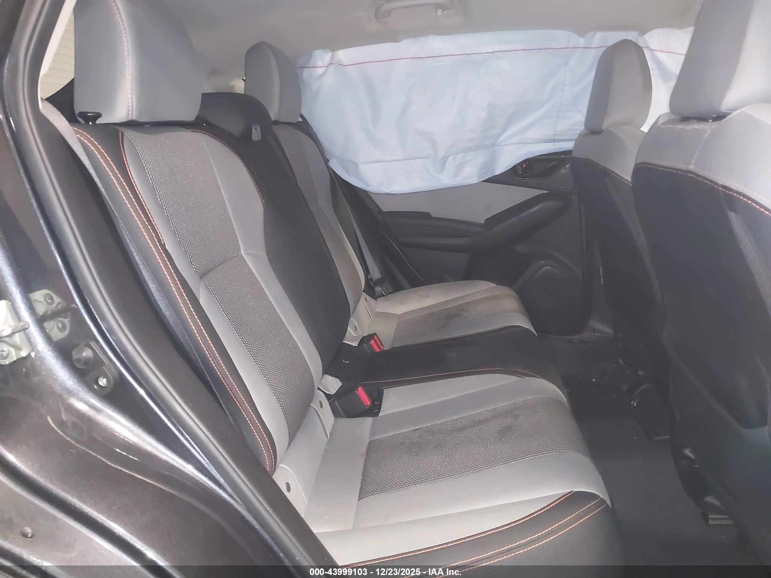SUBARU CROSSTREK image 8