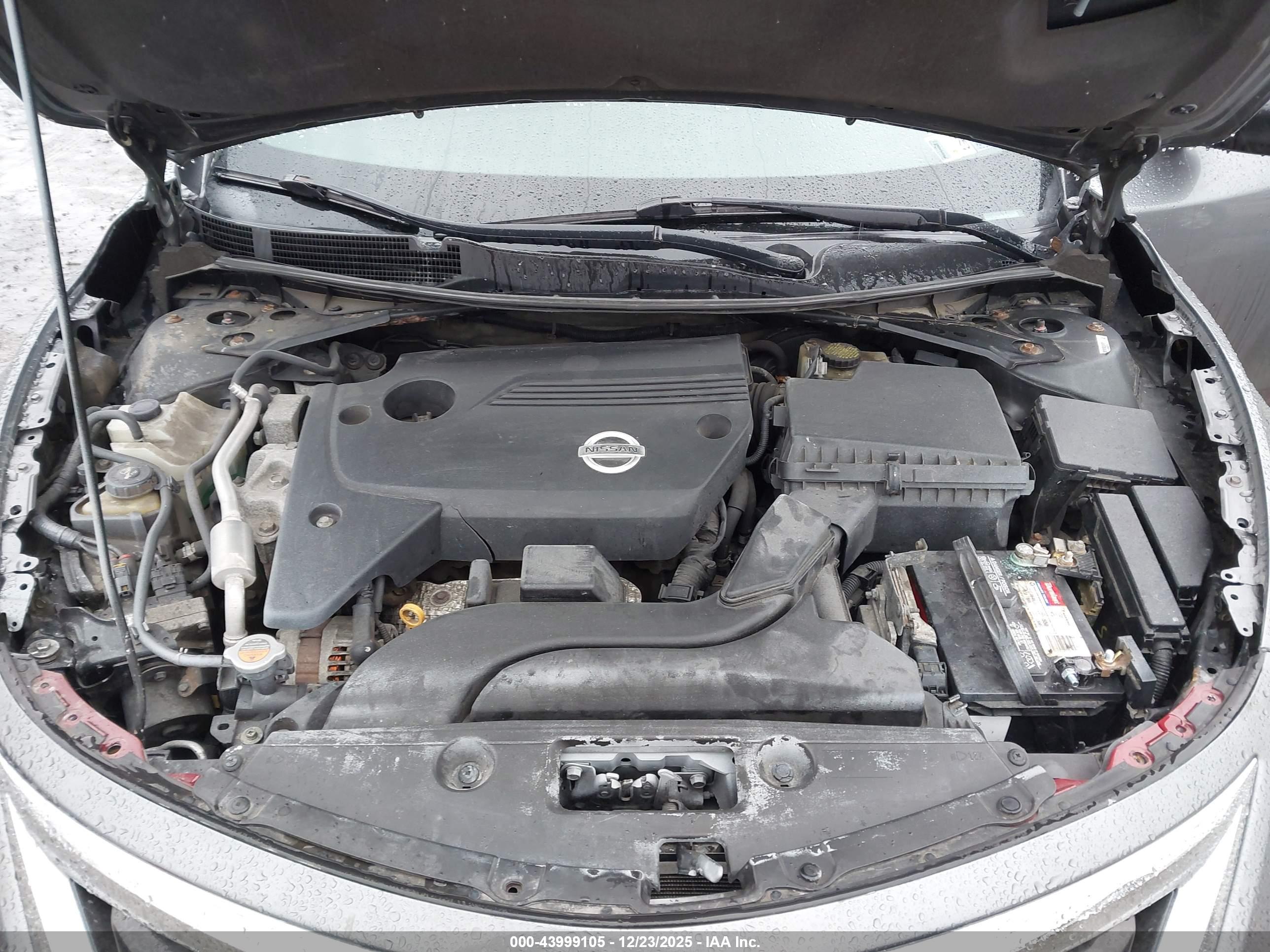 NISSAN ALTIMA image 10
