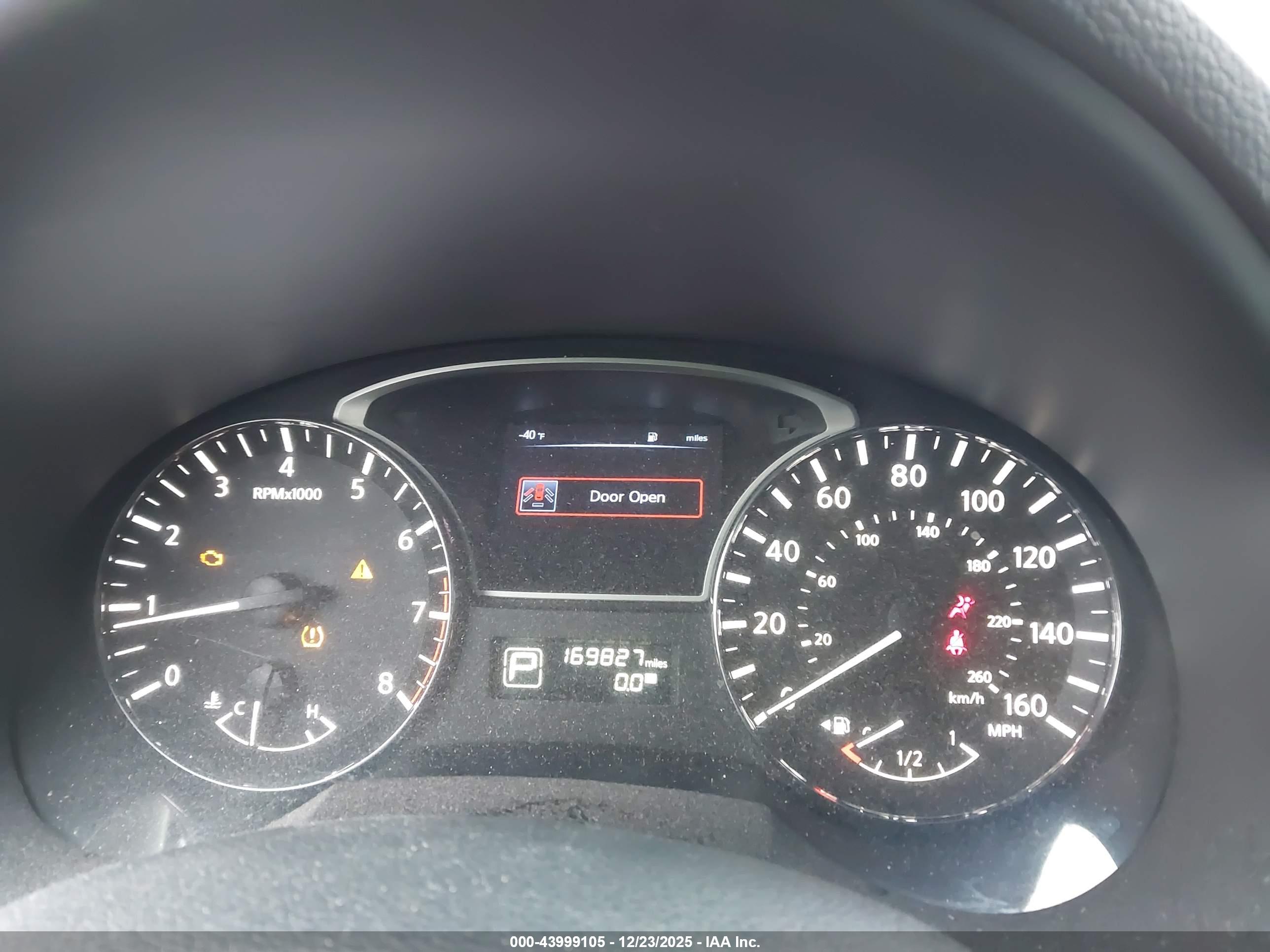 NISSAN ALTIMA image 7