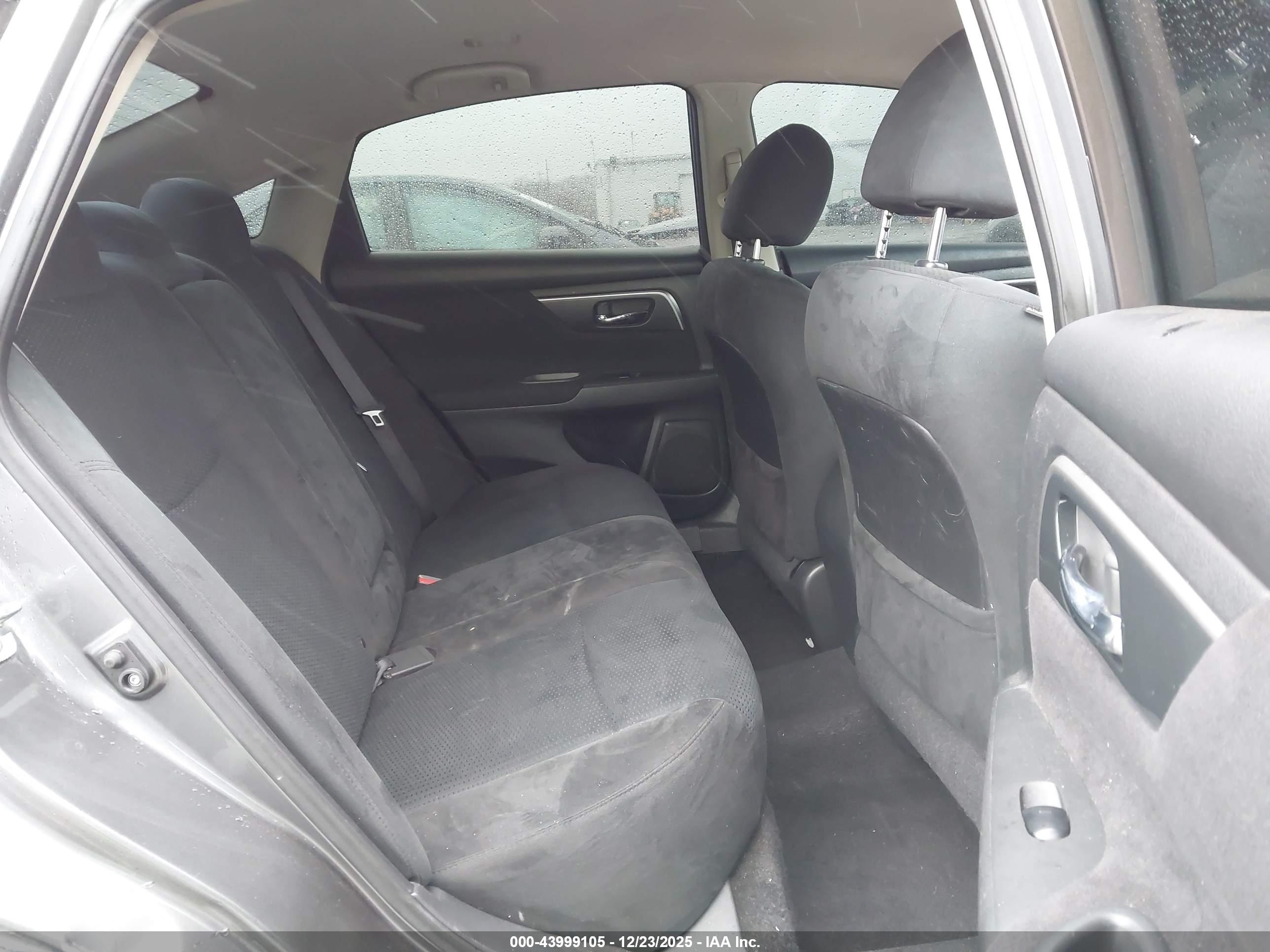 NISSAN ALTIMA image 8
