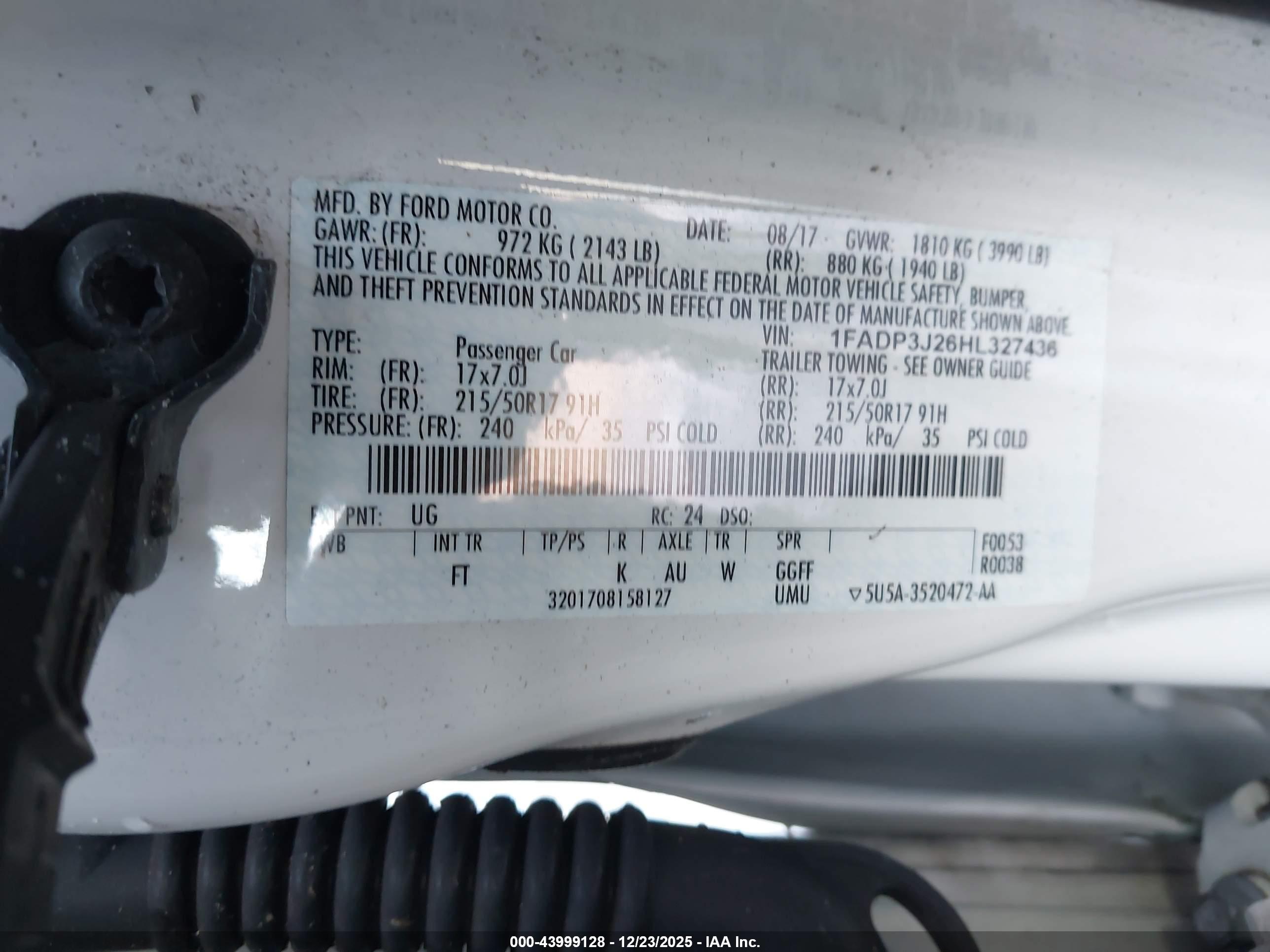 FORD FOCUS image 9