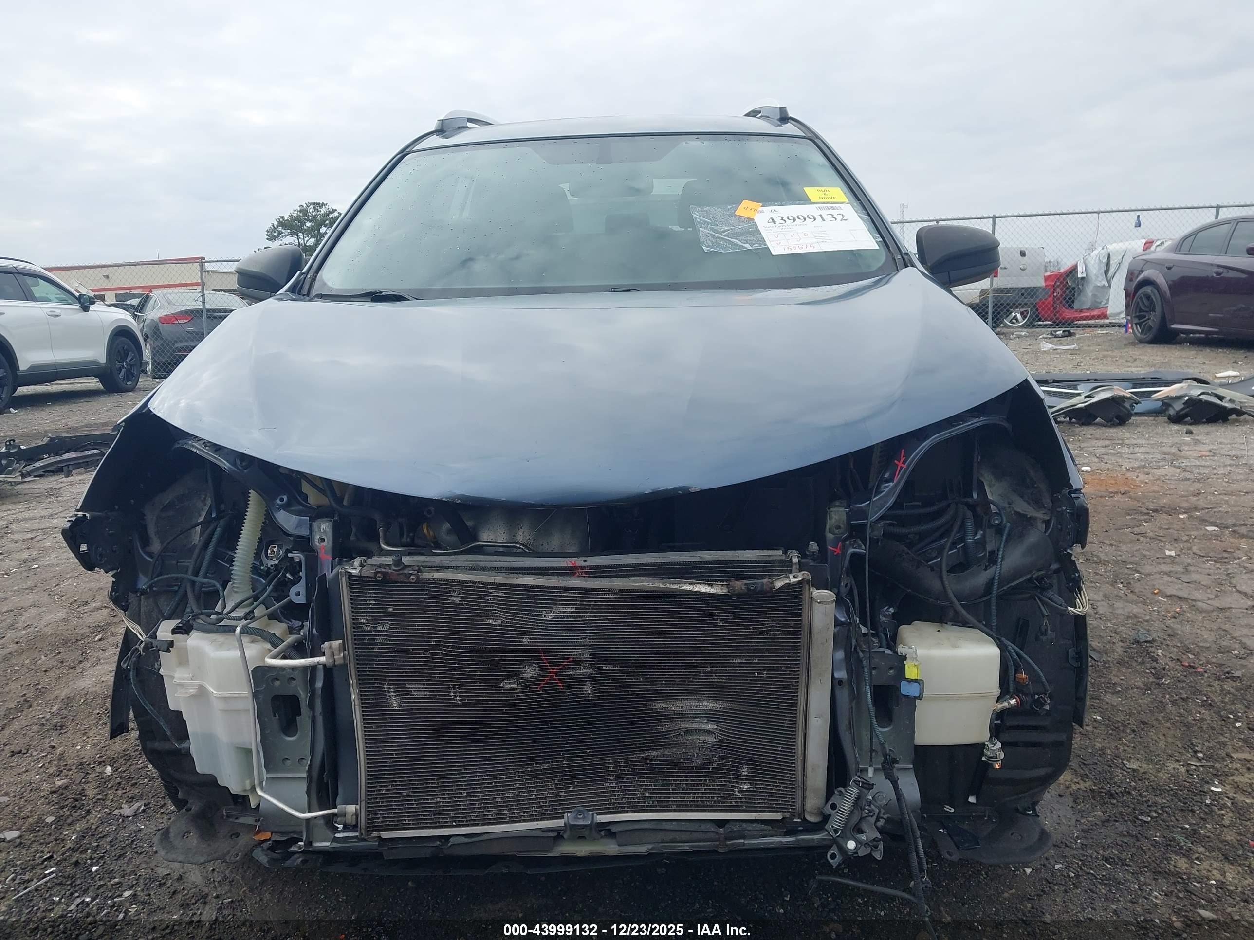 TOYOTA RAV4 image 6