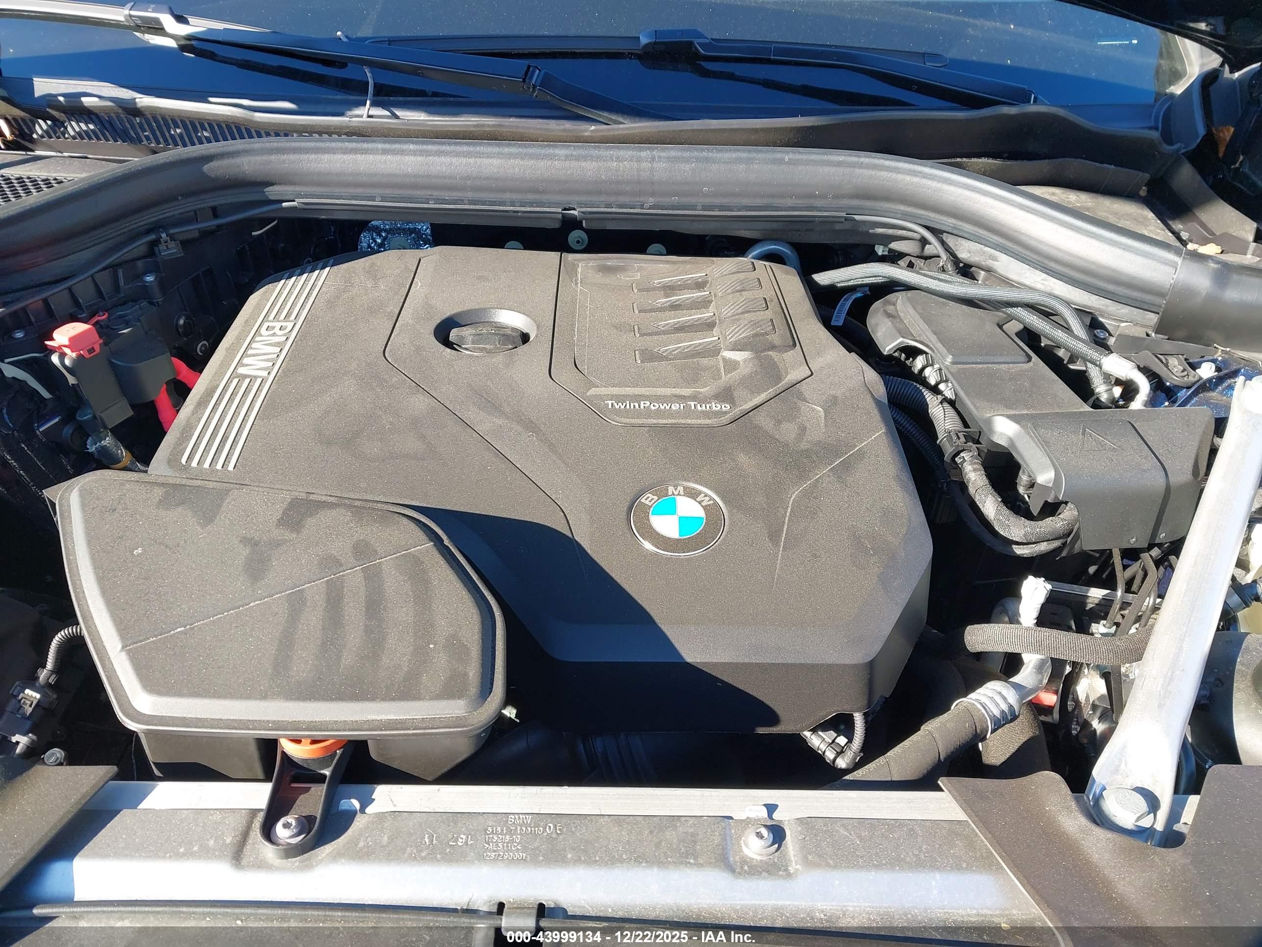 BMW X4 image 10