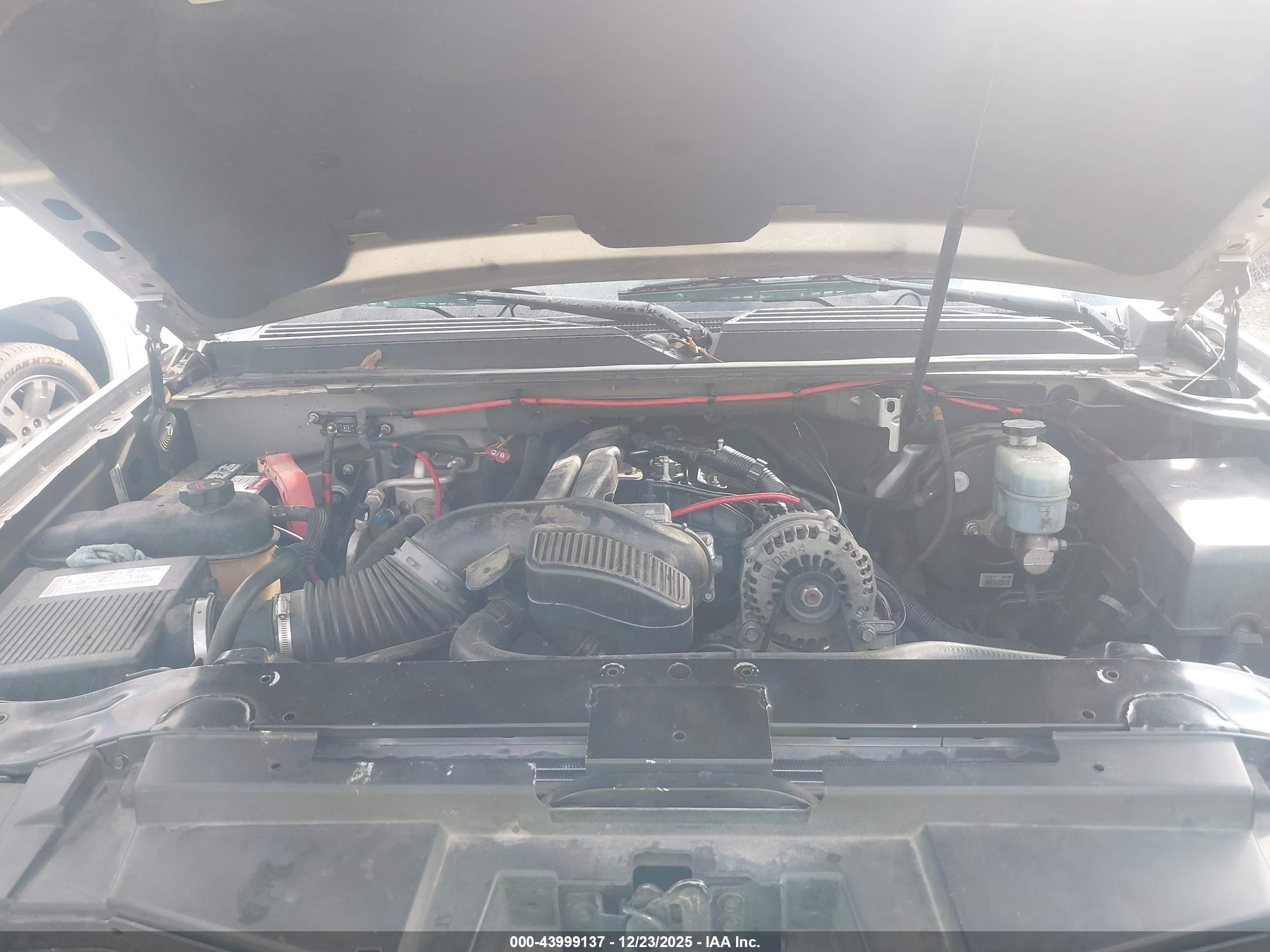CHEVROLET AVALANCHE image 10