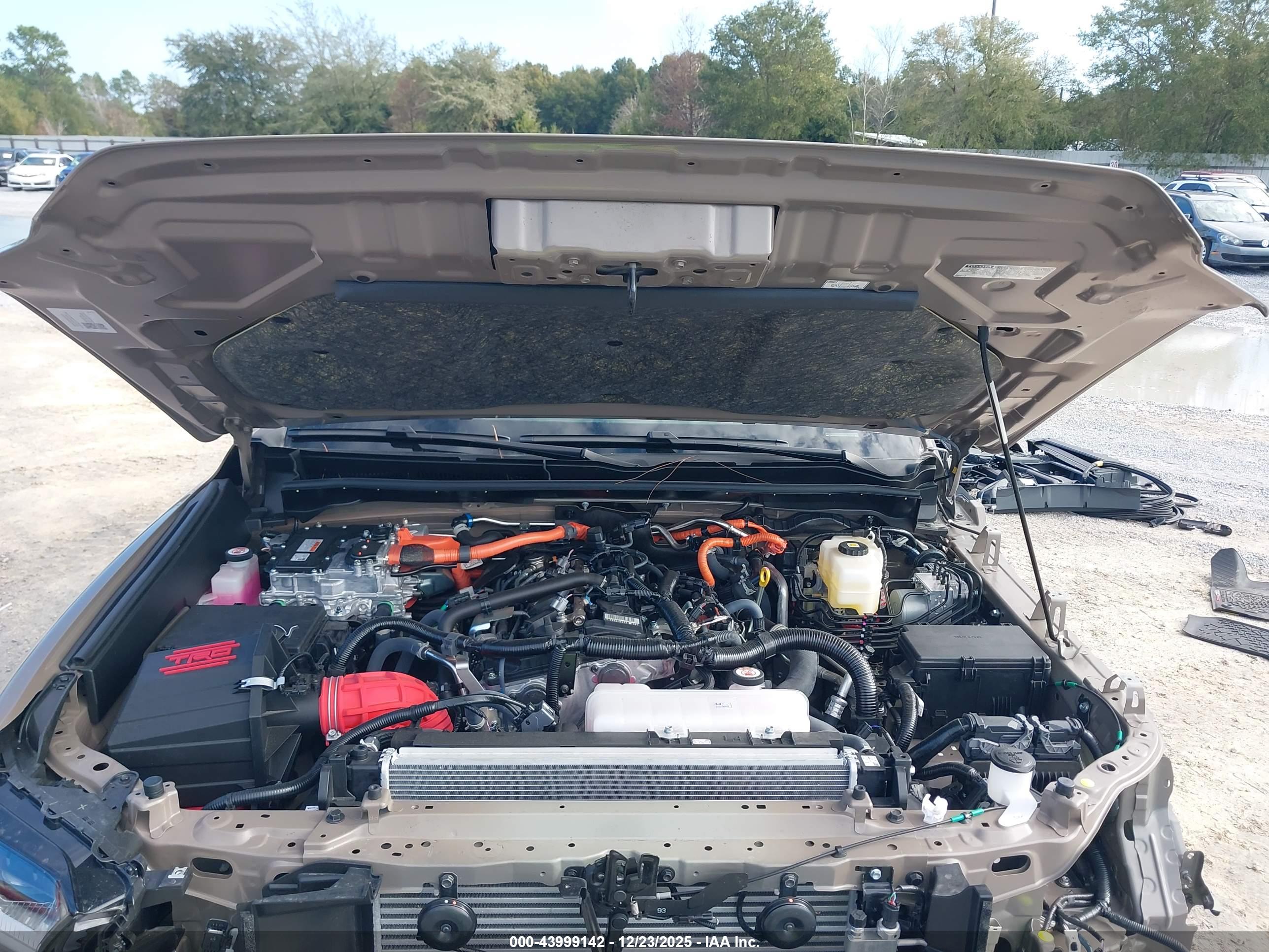 TOYOTA 4RUNNER image 10