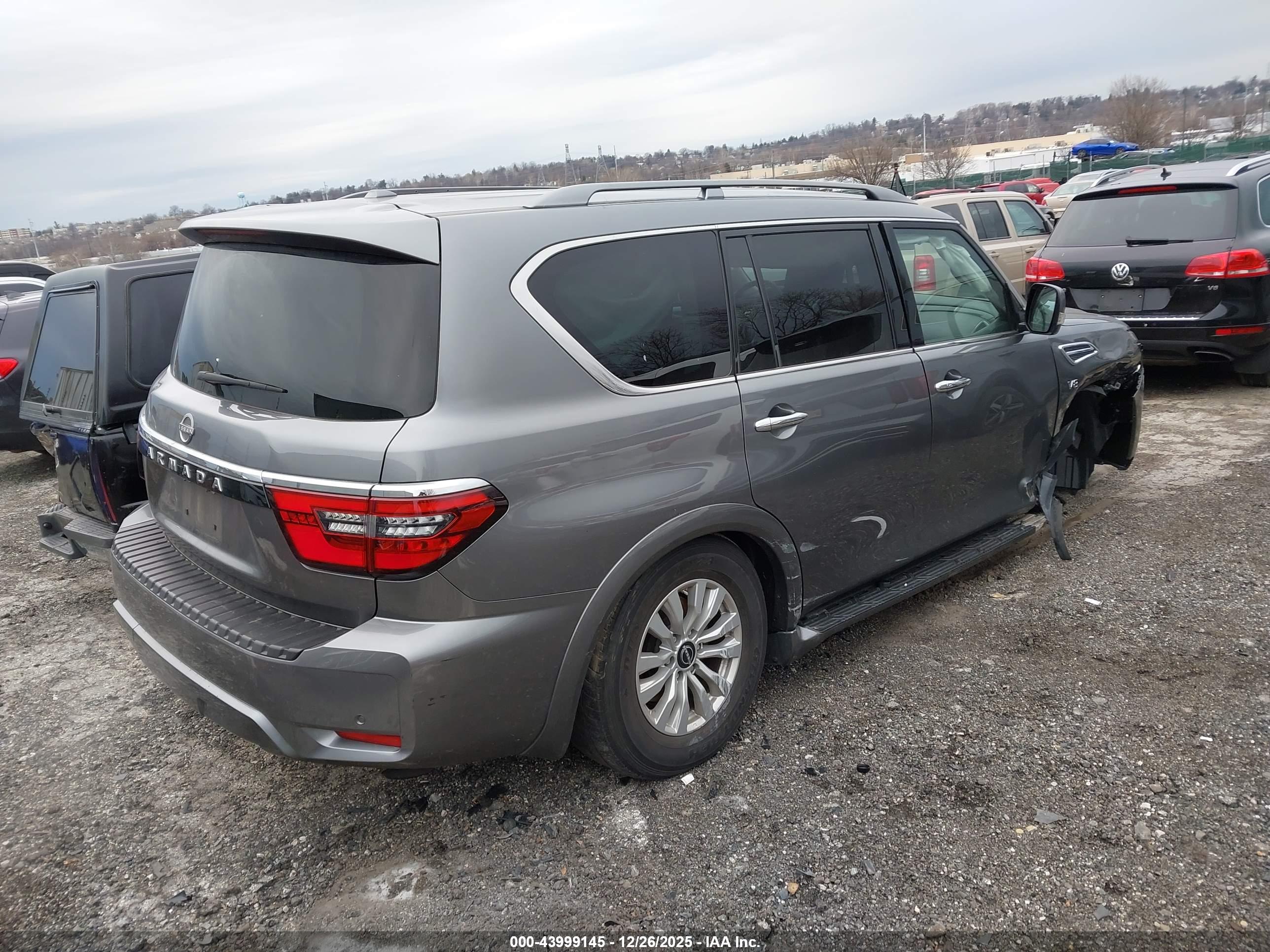 NISSAN ARMADA image 4