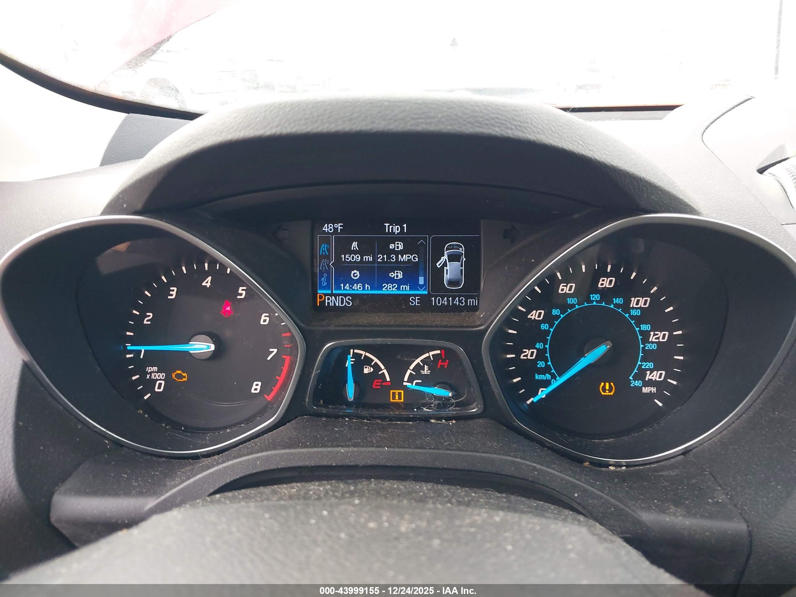 FORD ESCAPE image 7