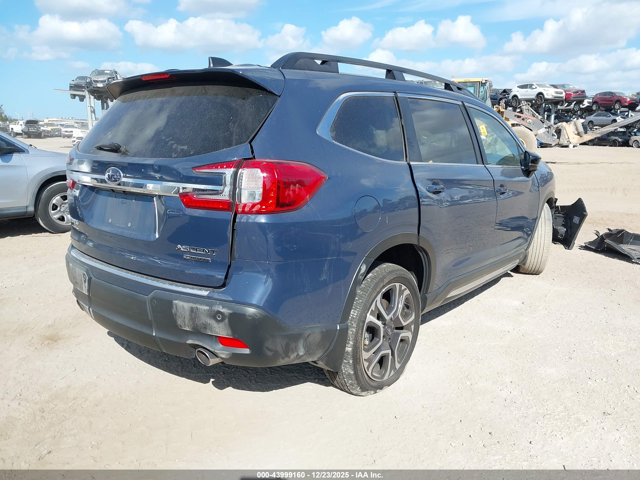 SUBARU ASCENT image 4