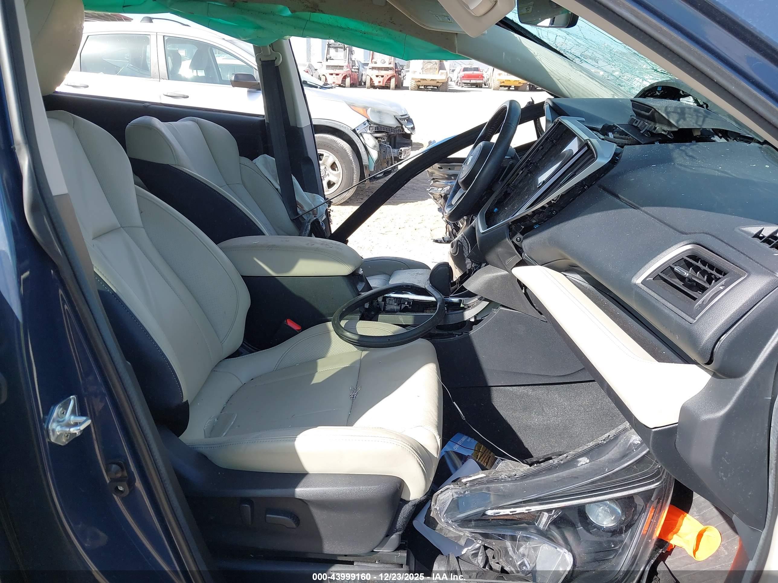 SUBARU ASCENT image 5