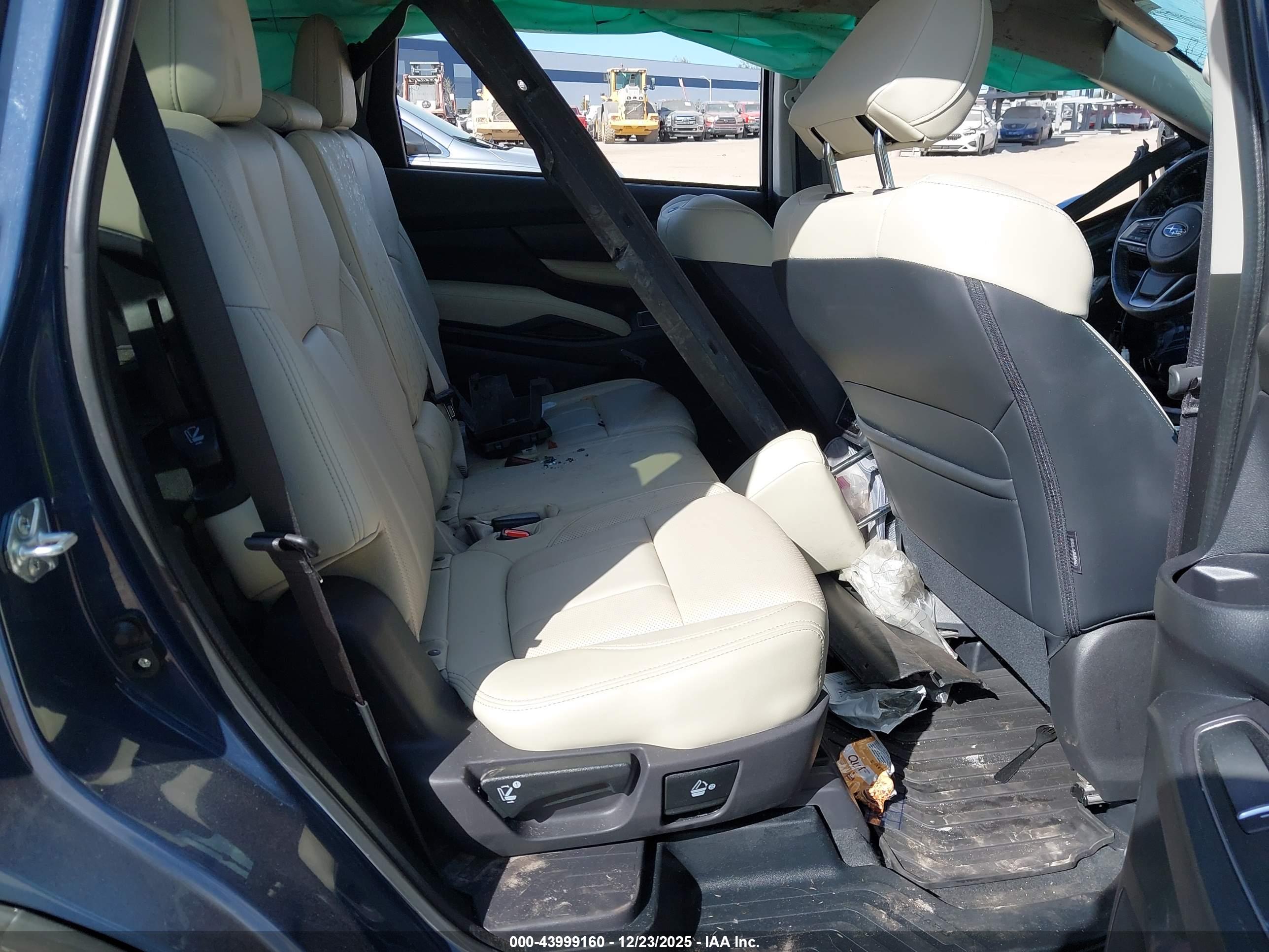 SUBARU ASCENT image 8