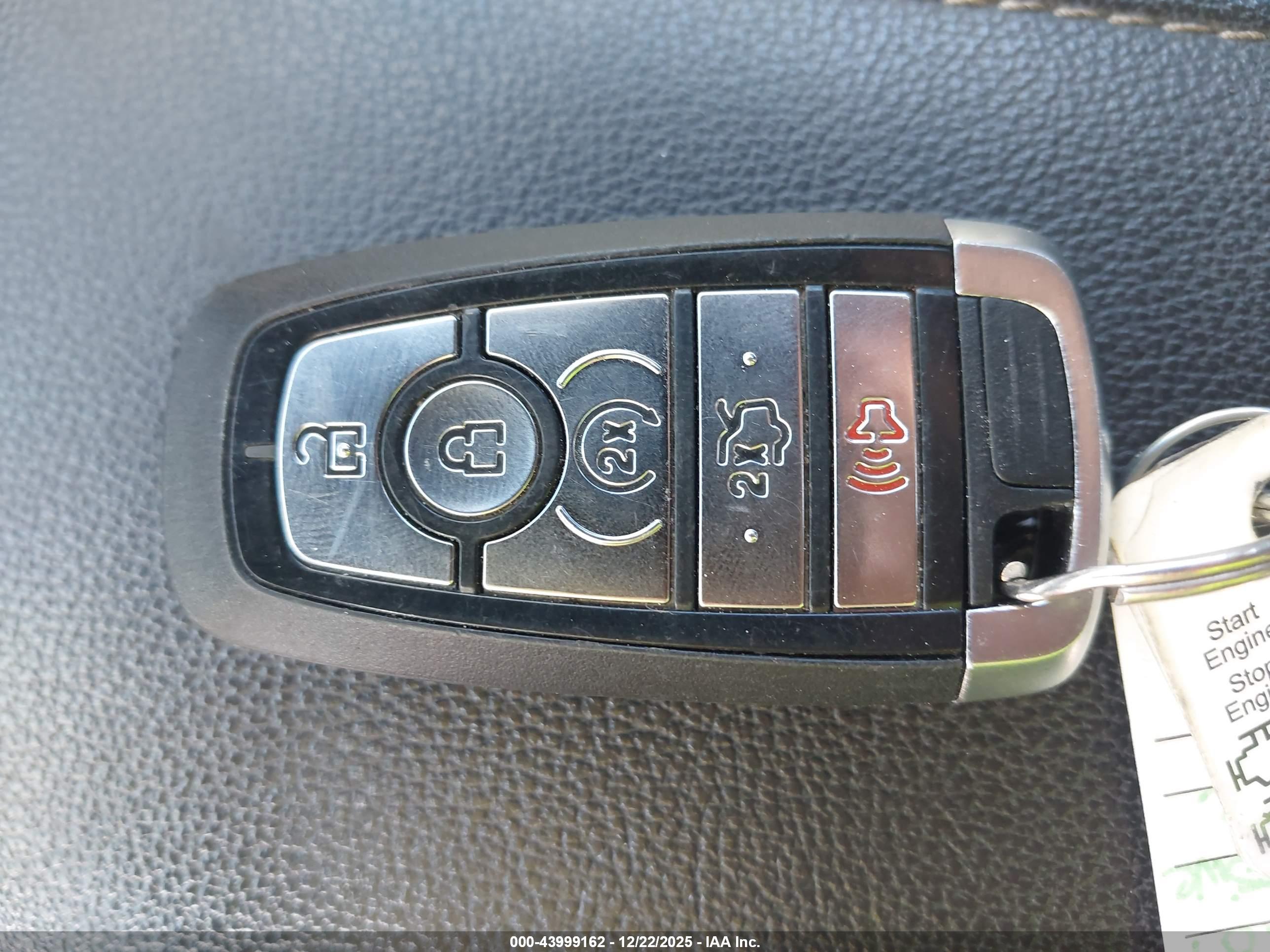 FORD FUSION image 11