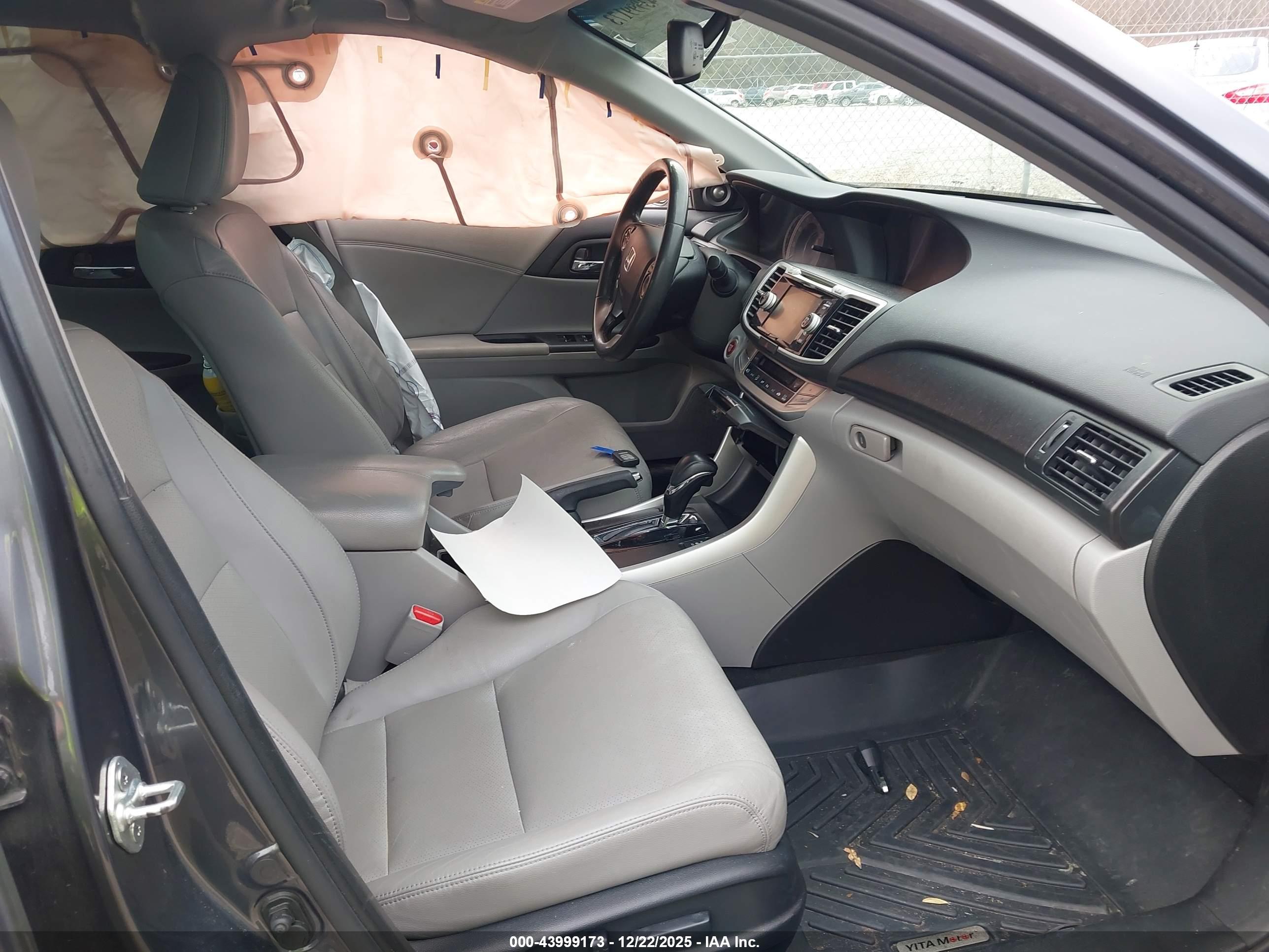 HONDA ACCORD image 5
