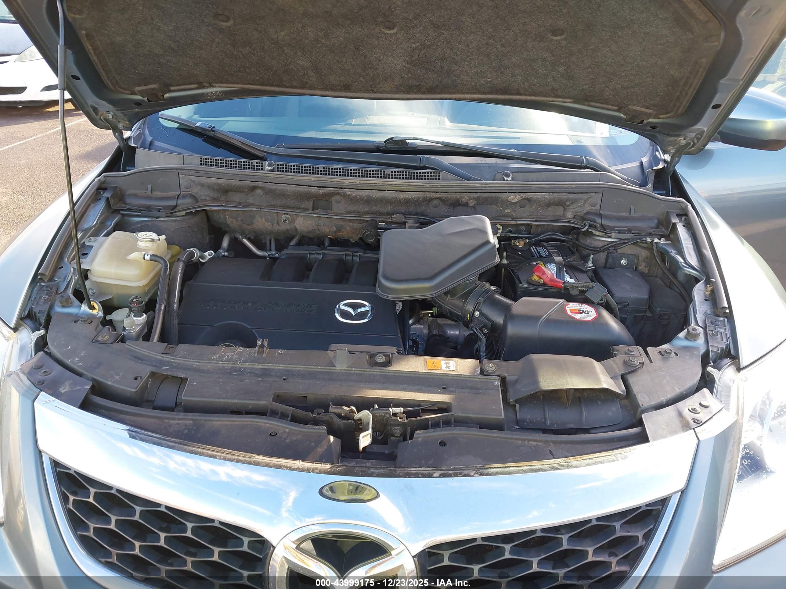 MAZDA CX-9 image 10