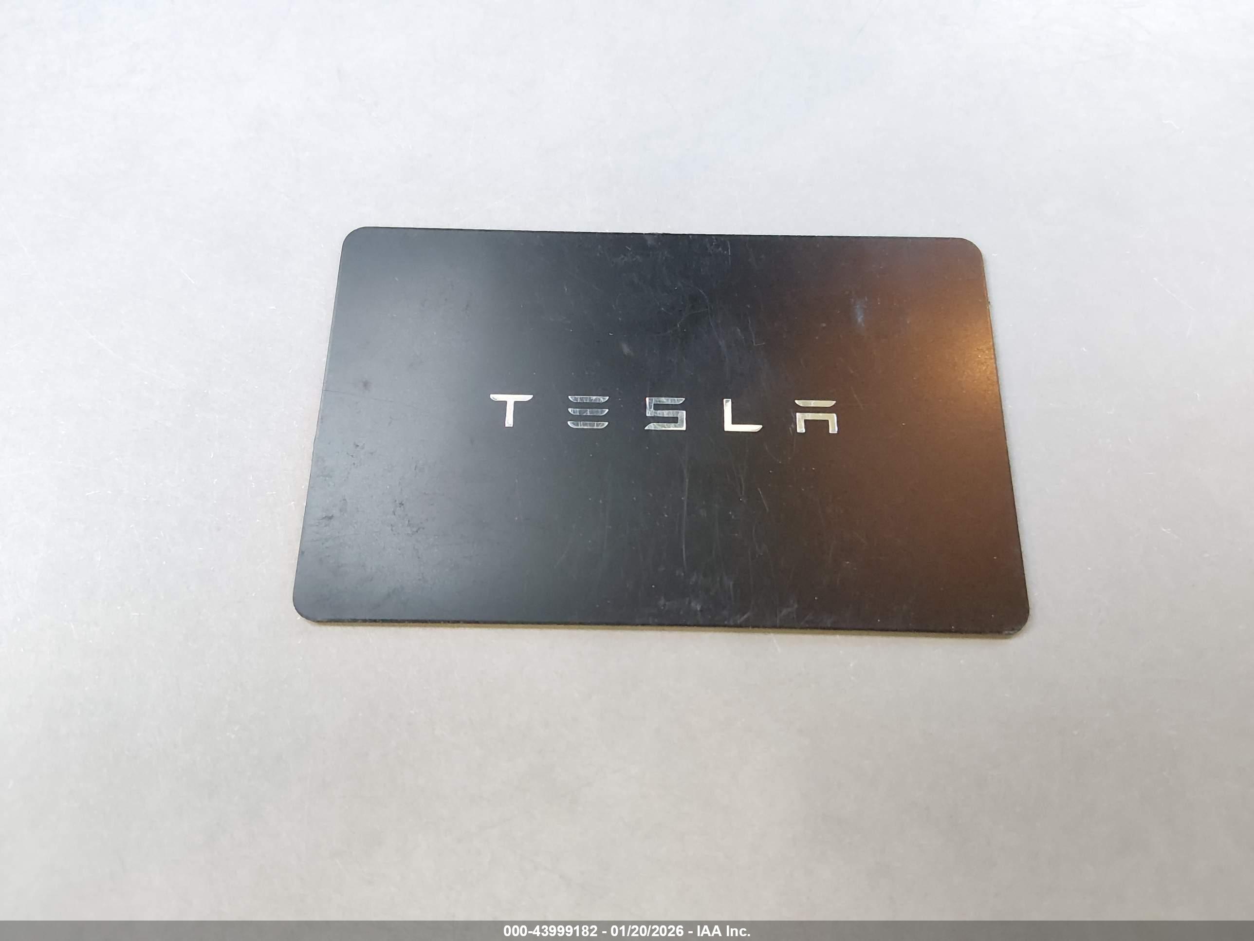 TESLA MODEL image 11