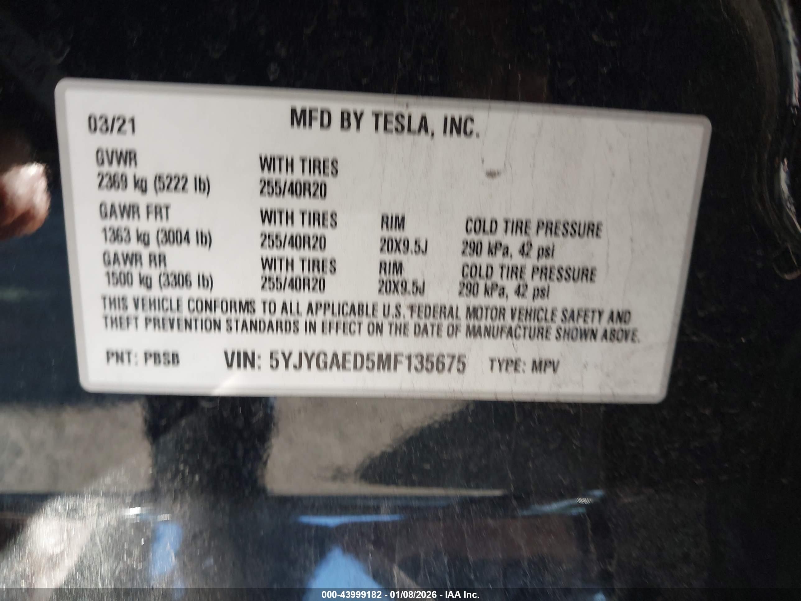 TESLA MODEL image 9