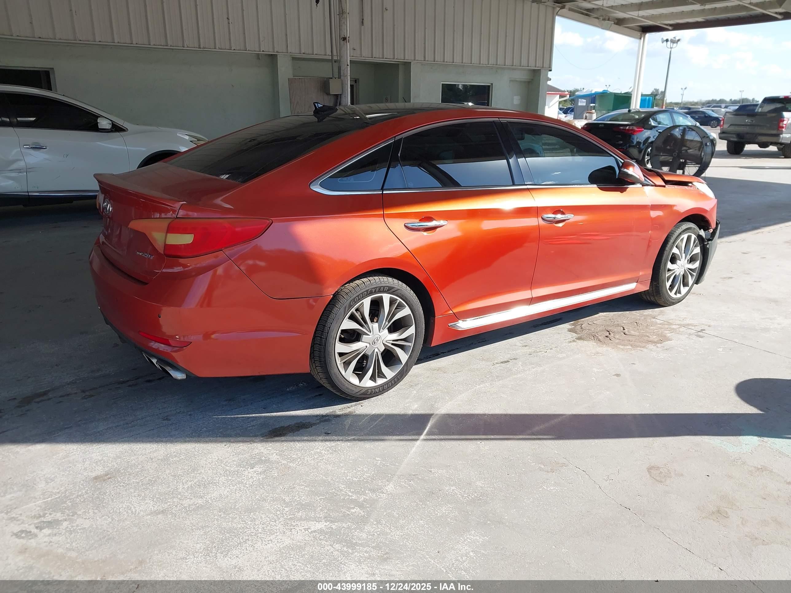 HYUNDAI SONATA image 4