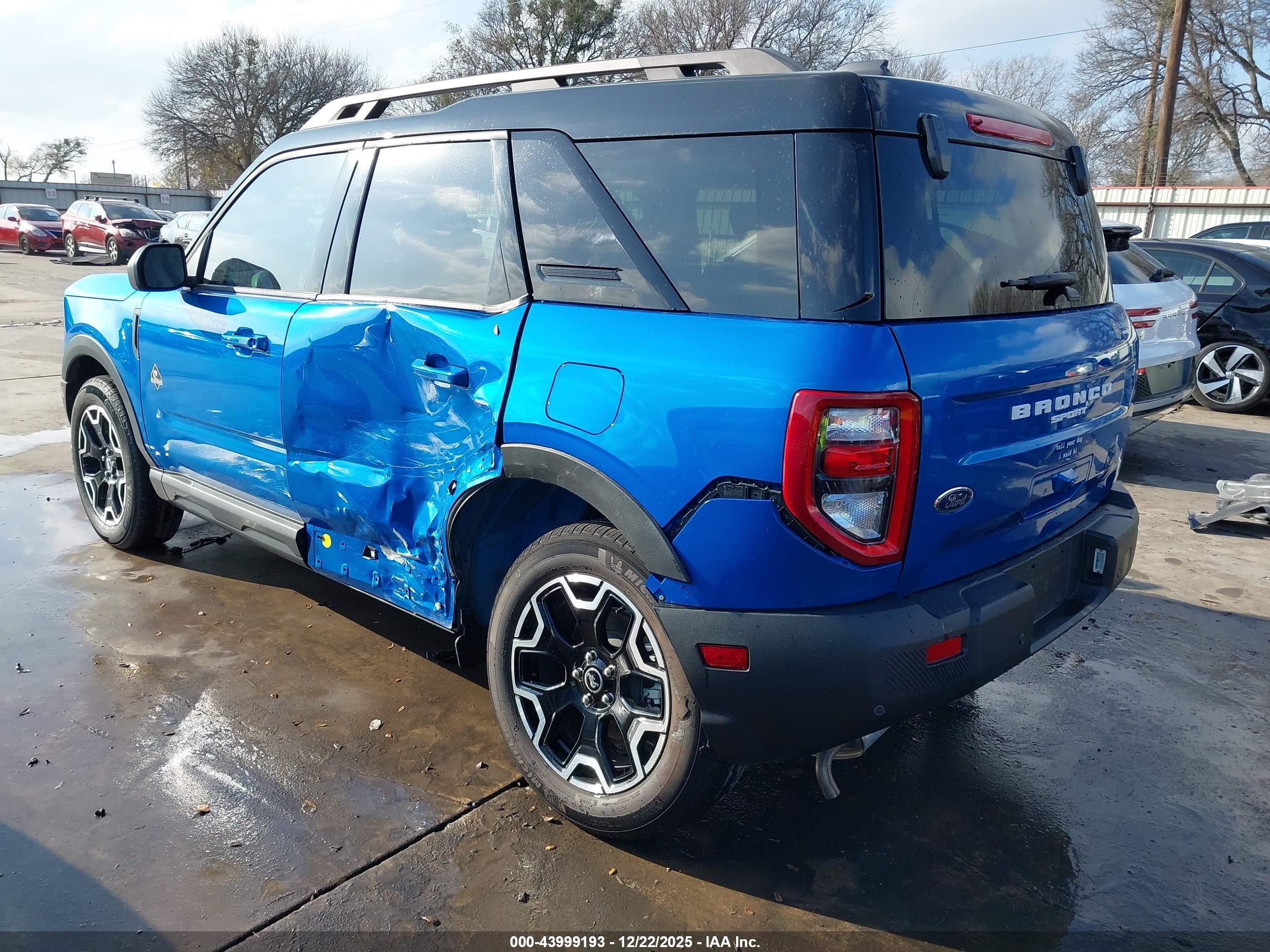 FORD BRONCO image 3