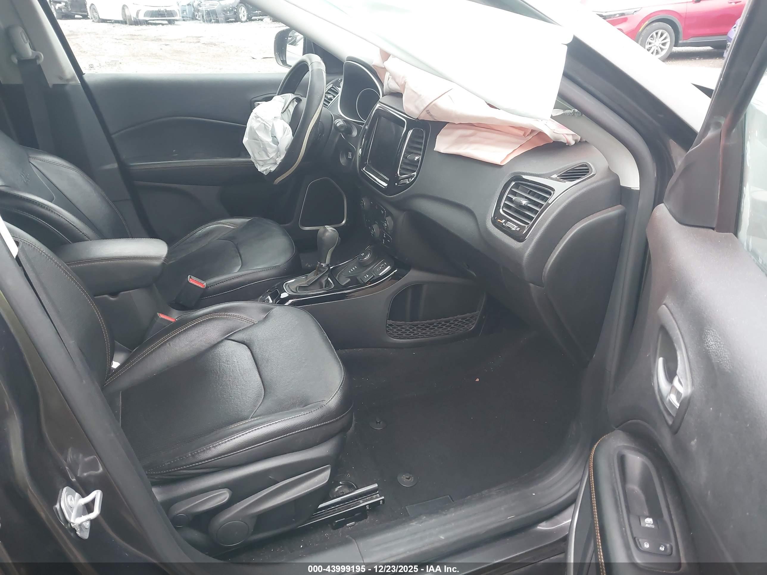 JEEP COMPASS image 5