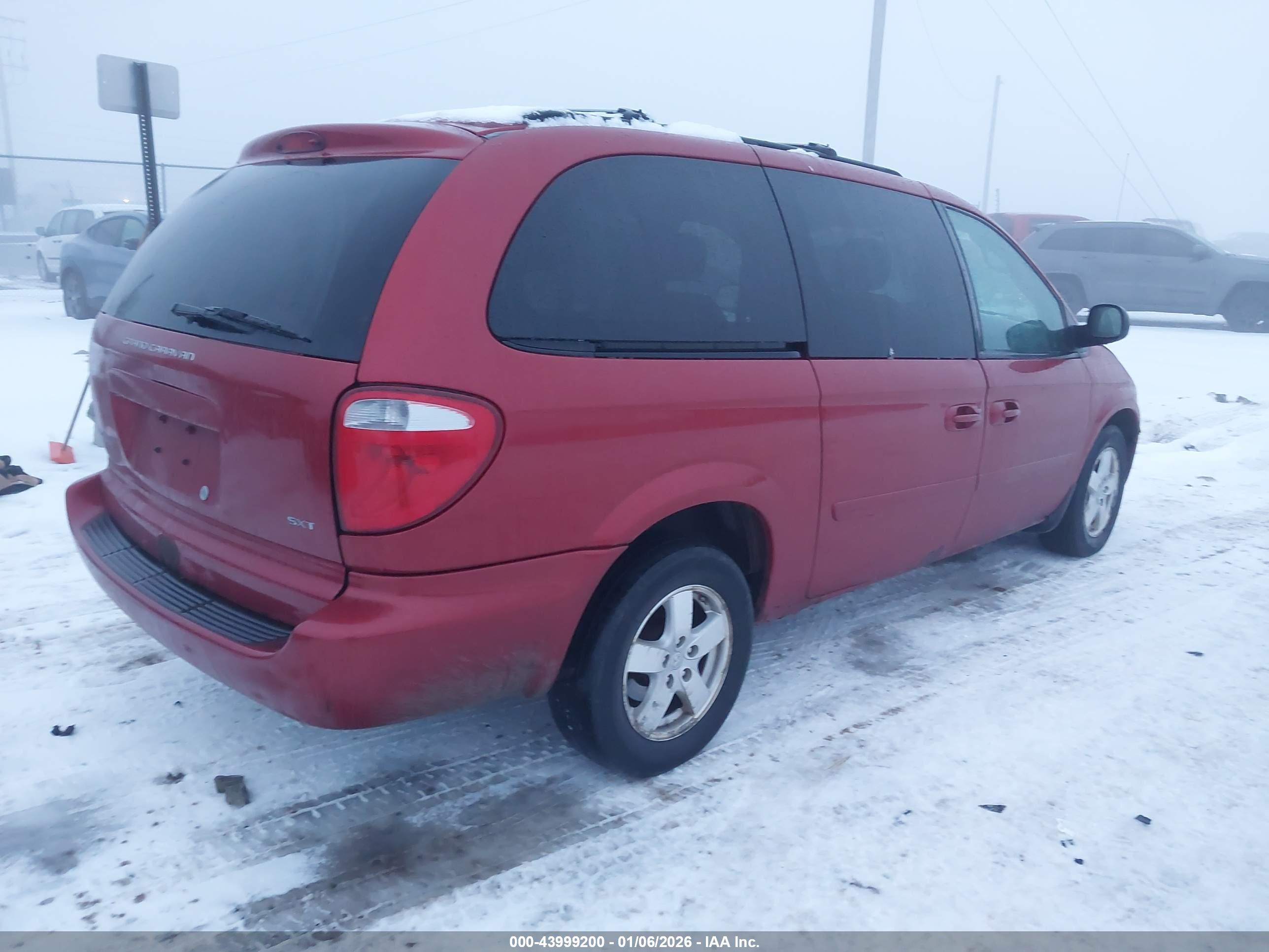 DODGE GRAND image 4