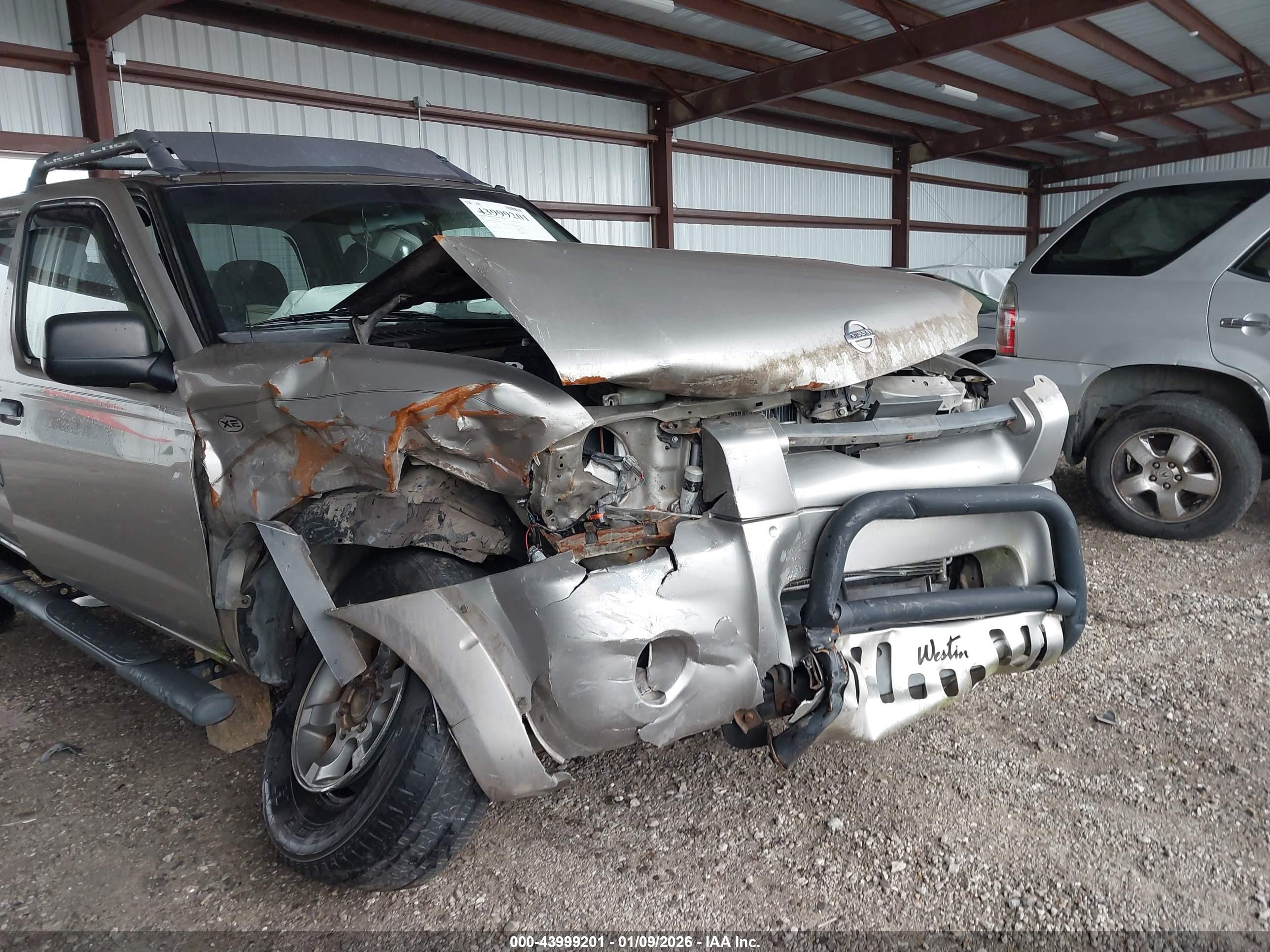 NISSAN FRONTIER image 6