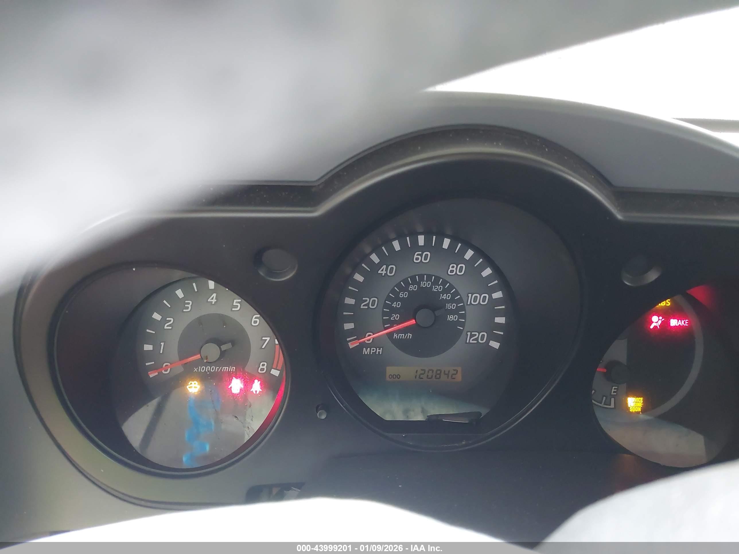 NISSAN FRONTIER image 7