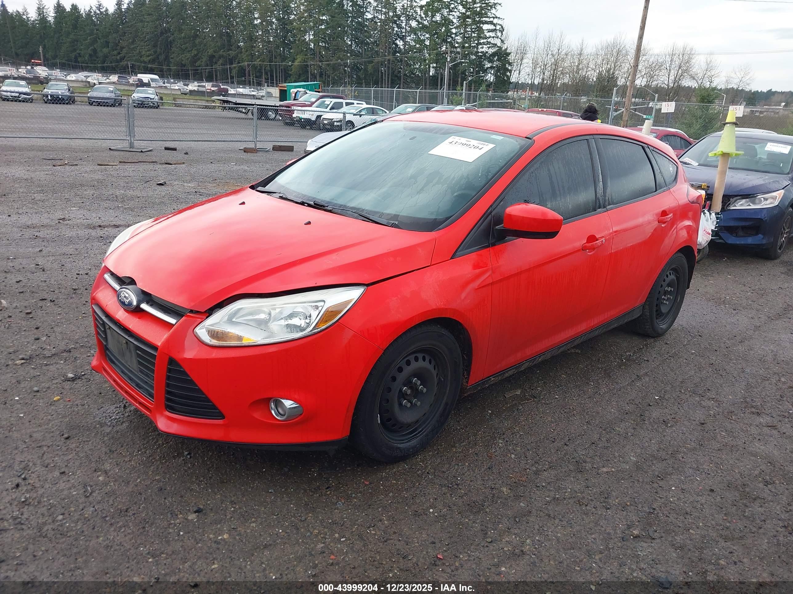 FORD FOCUS image 2