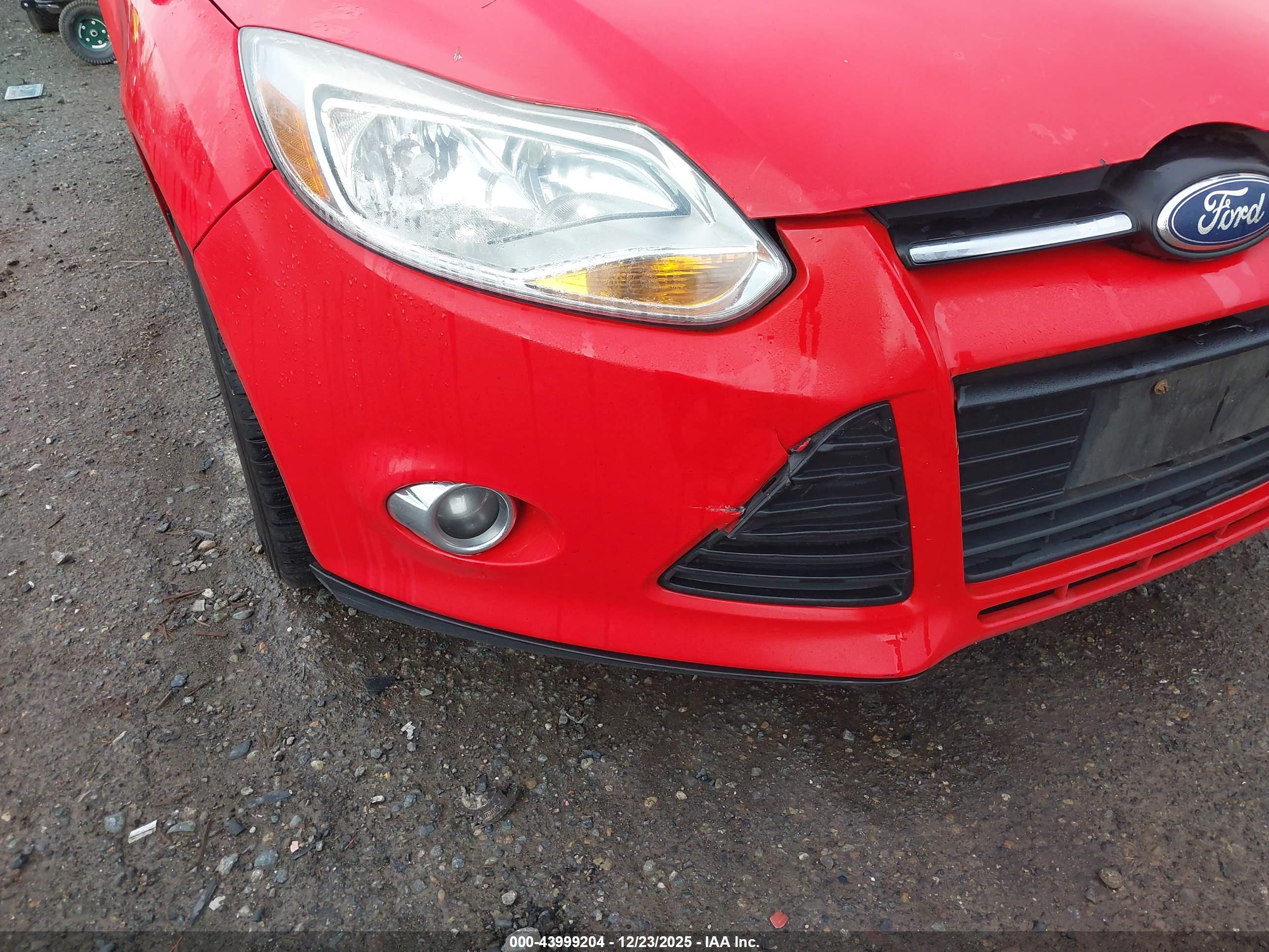FORD FOCUS image 6