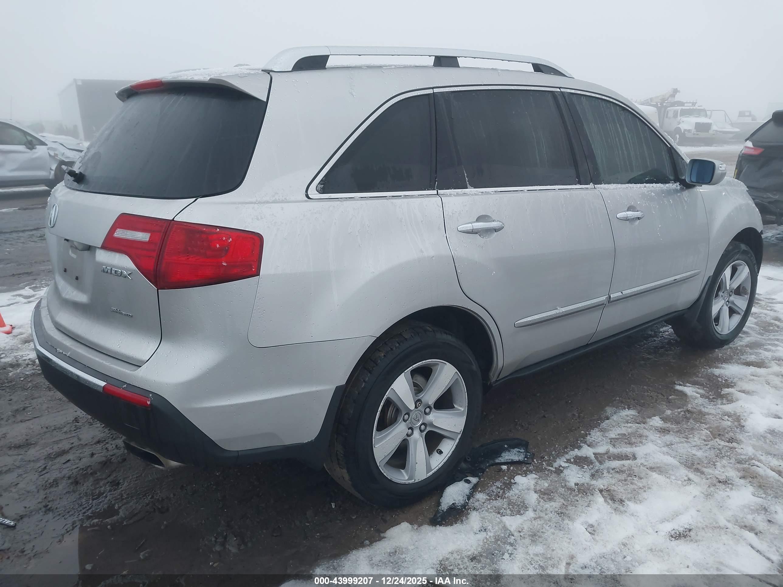 ACURA MDX image 4