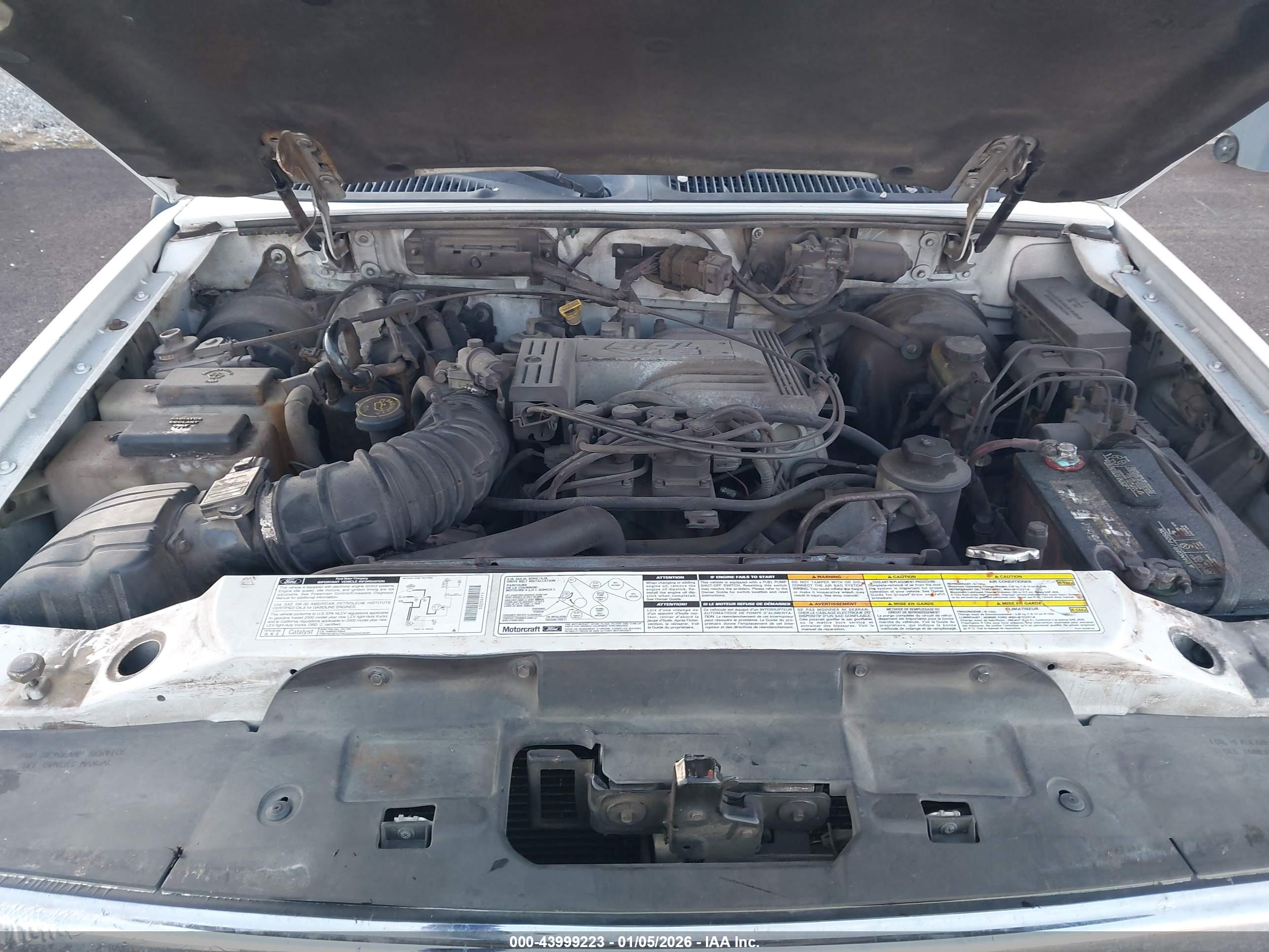 FORD EXPLORER image 10