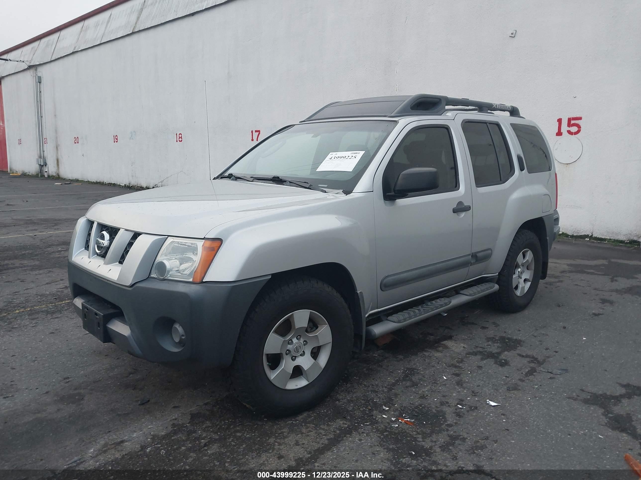 NISSAN XTERRA image 2