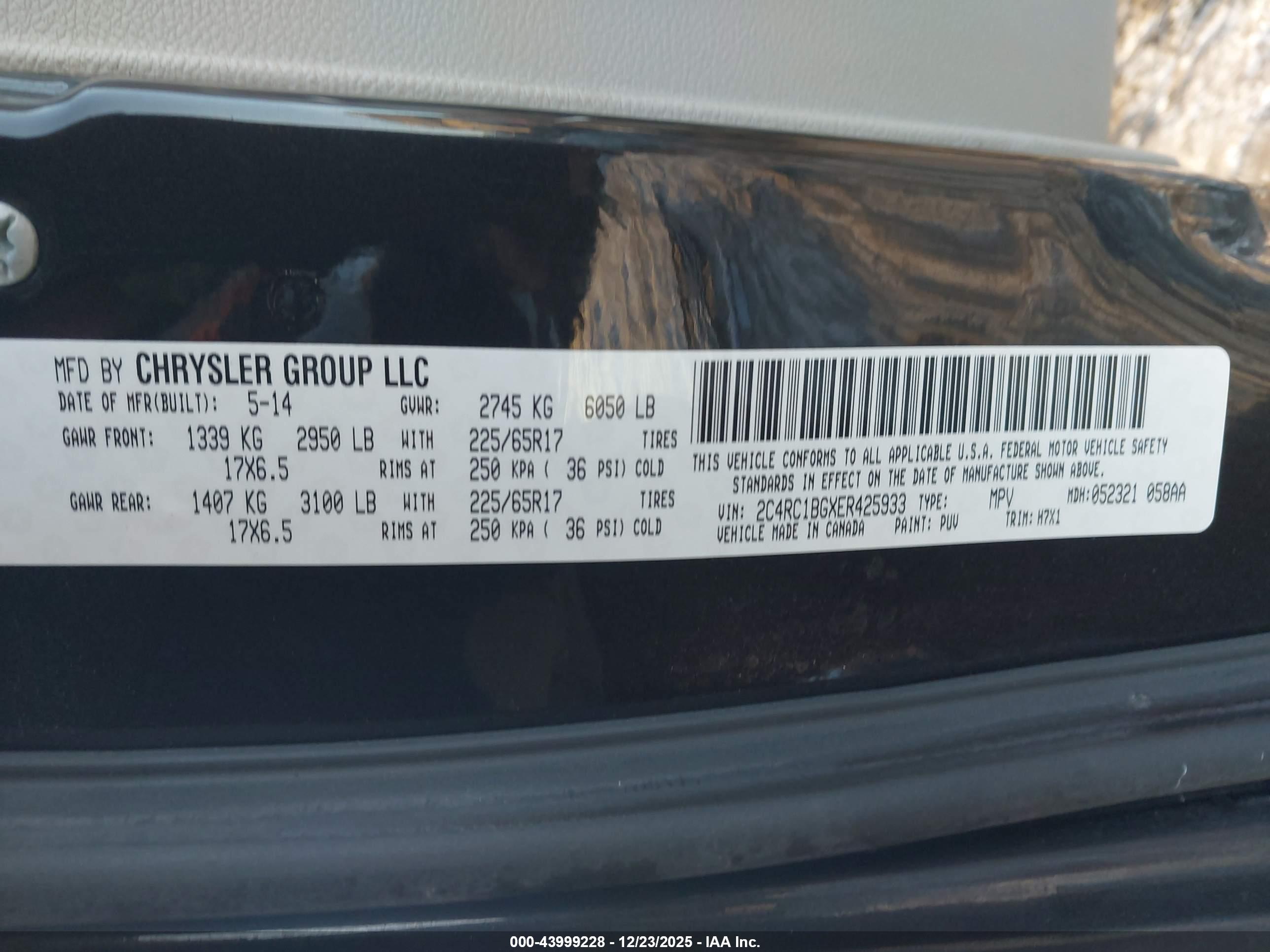 CHRYSLER TOWN image 9