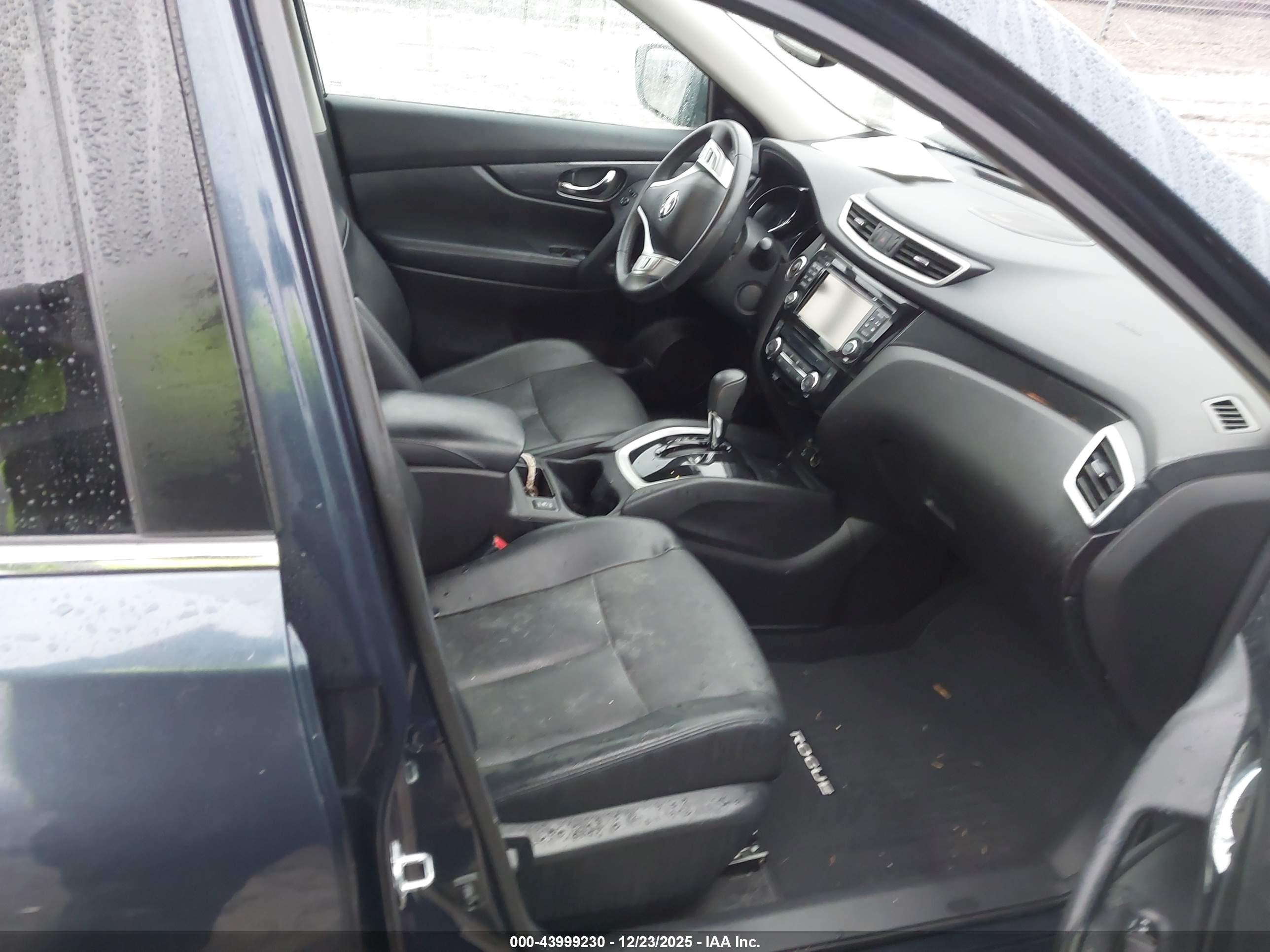 NISSAN ROGUE image 5