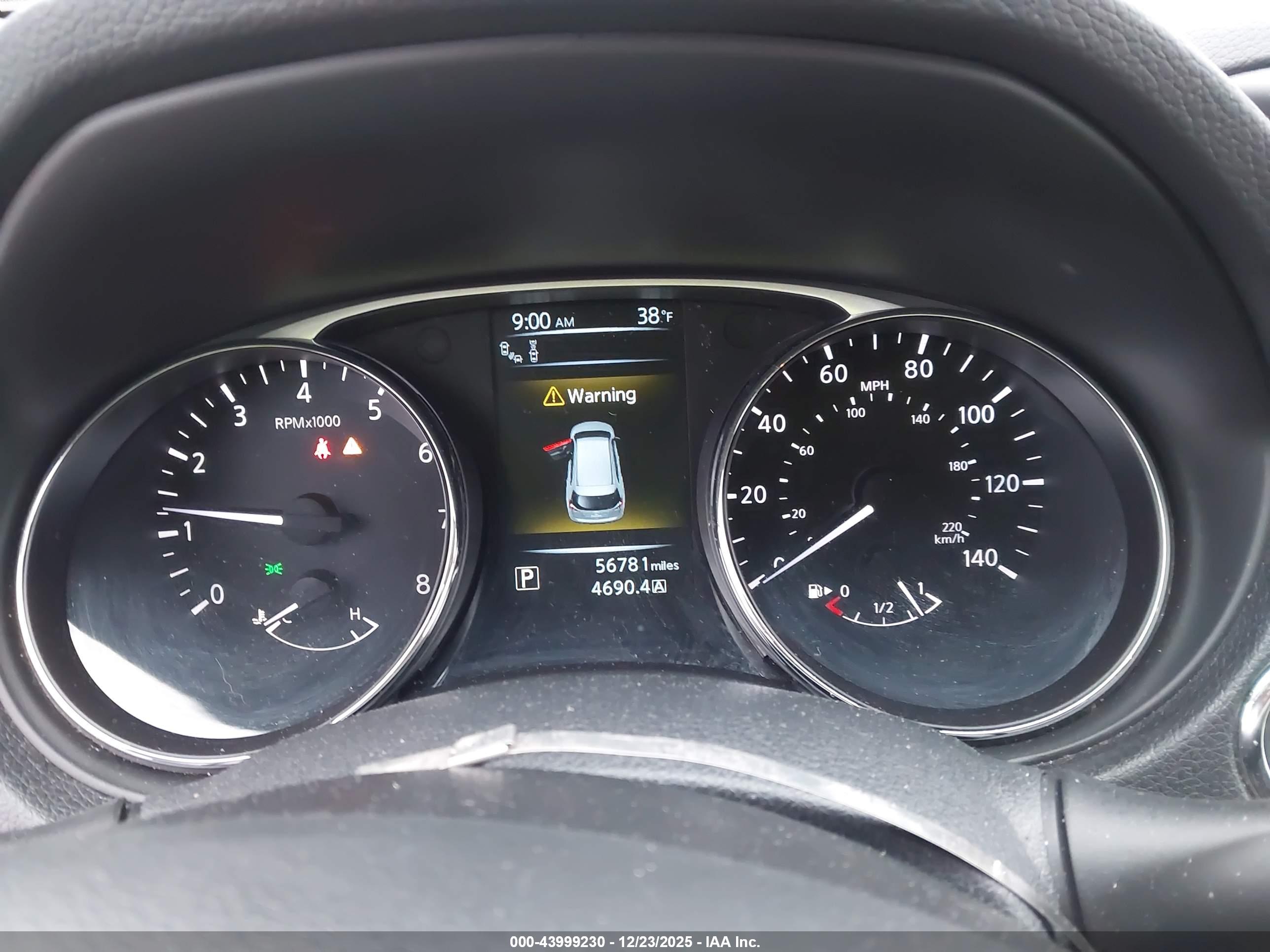 NISSAN ROGUE image 7