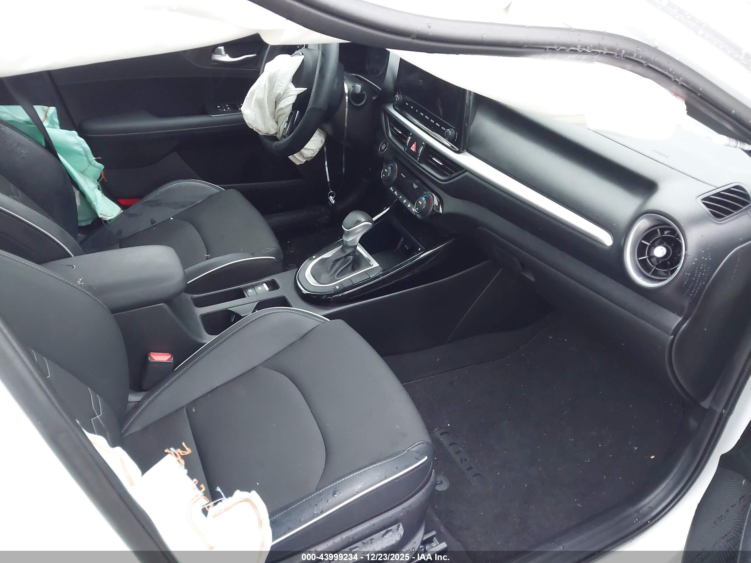 KIA FORTE image 5