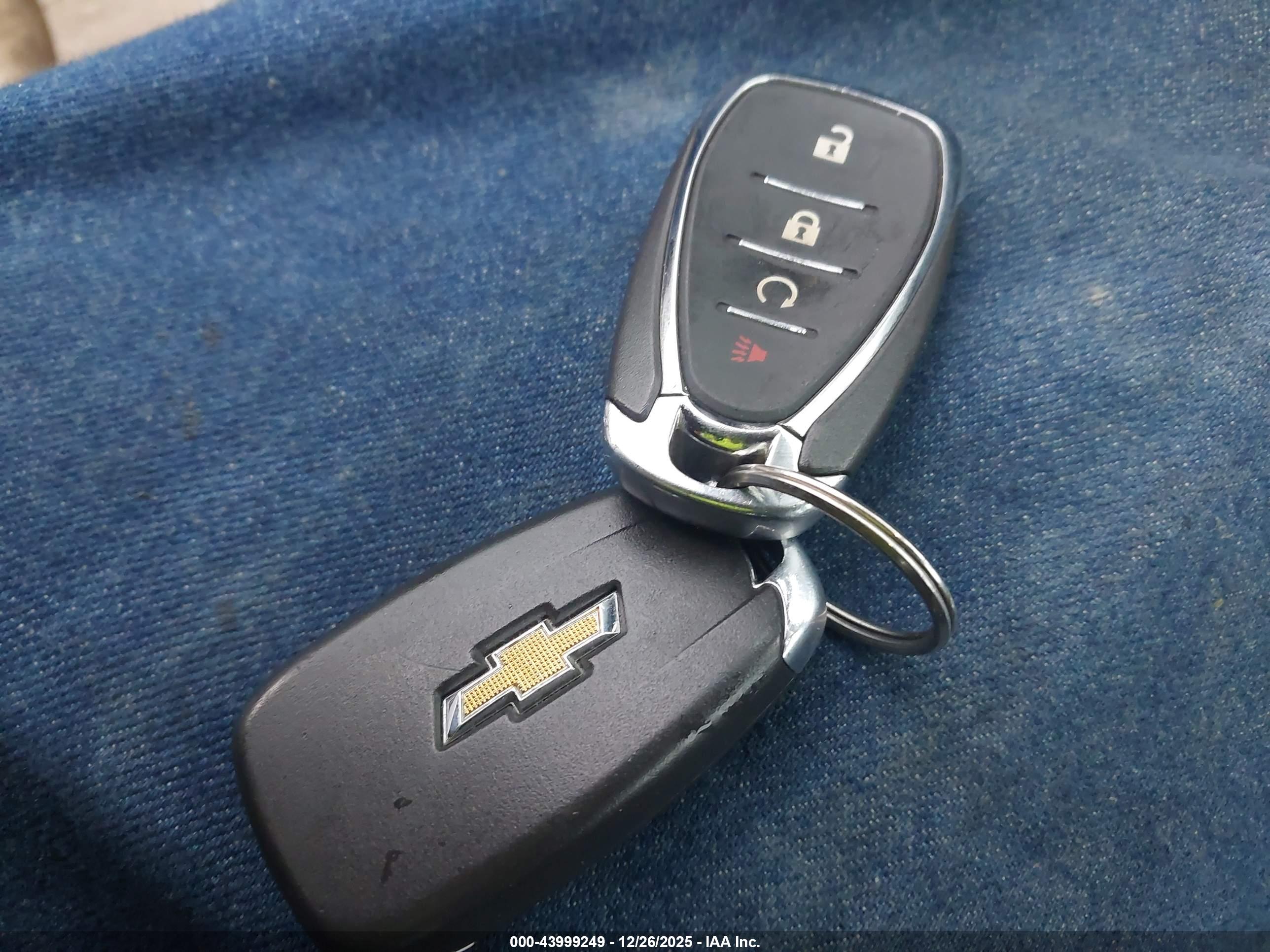CHEVROLET EQUINOX image 11