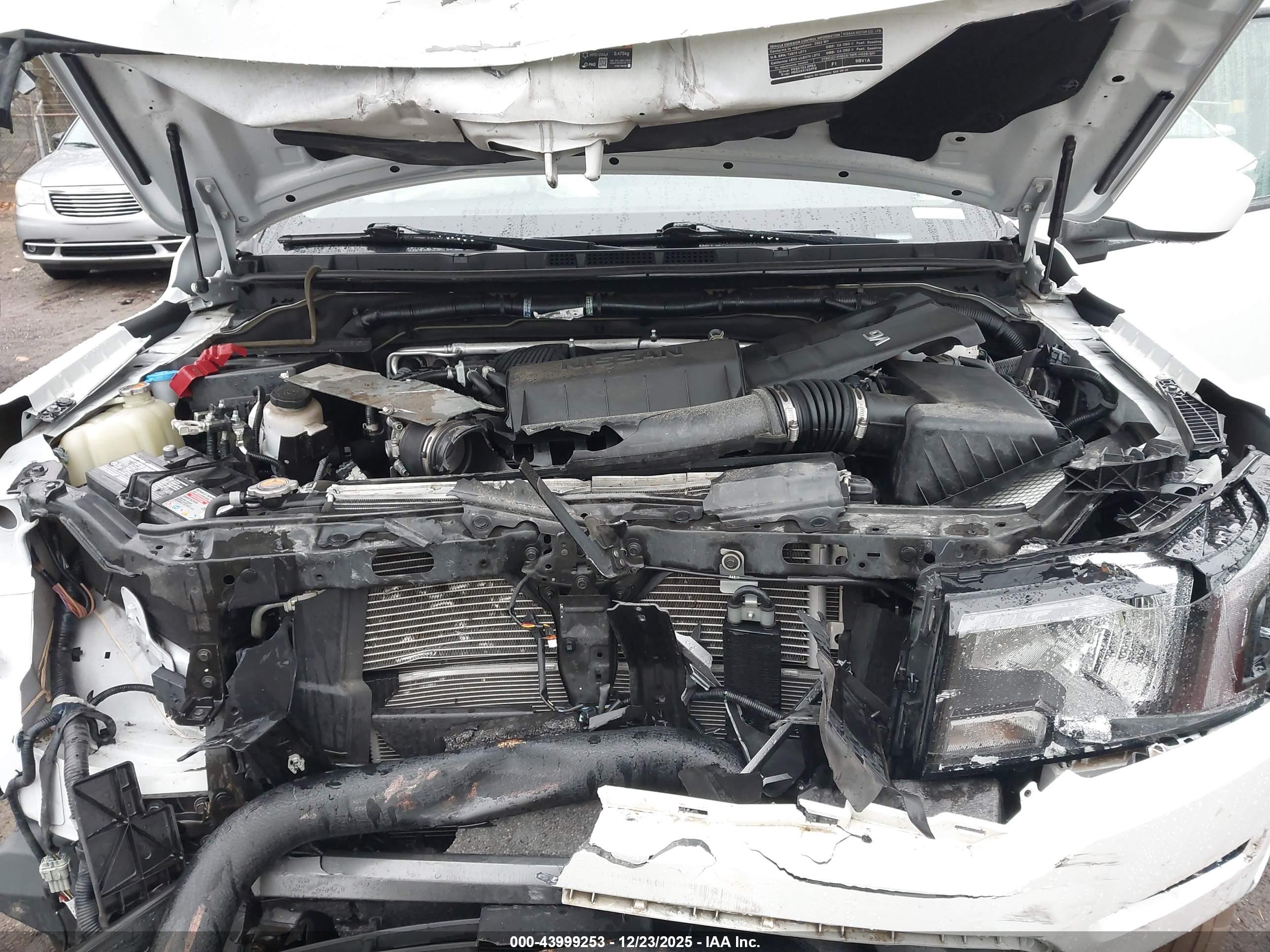 NISSAN FRONTIER image 10