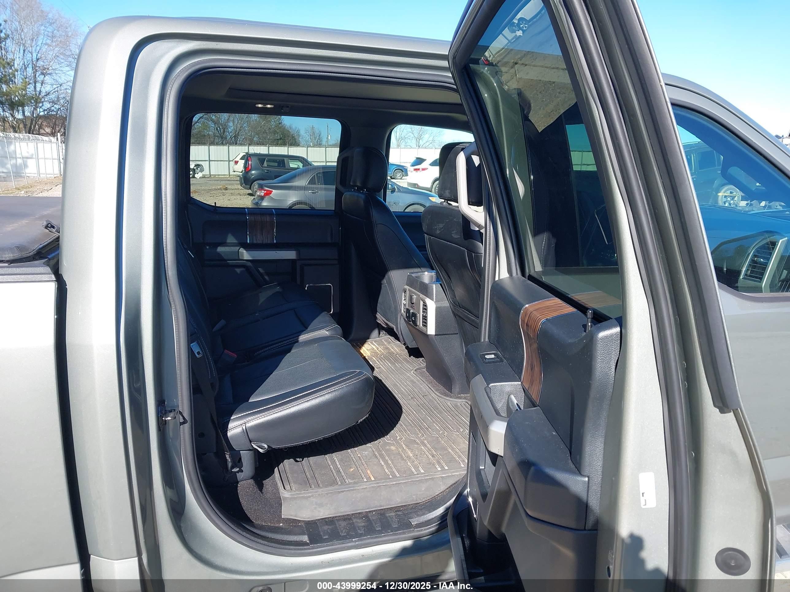 FORD F-150 image 8