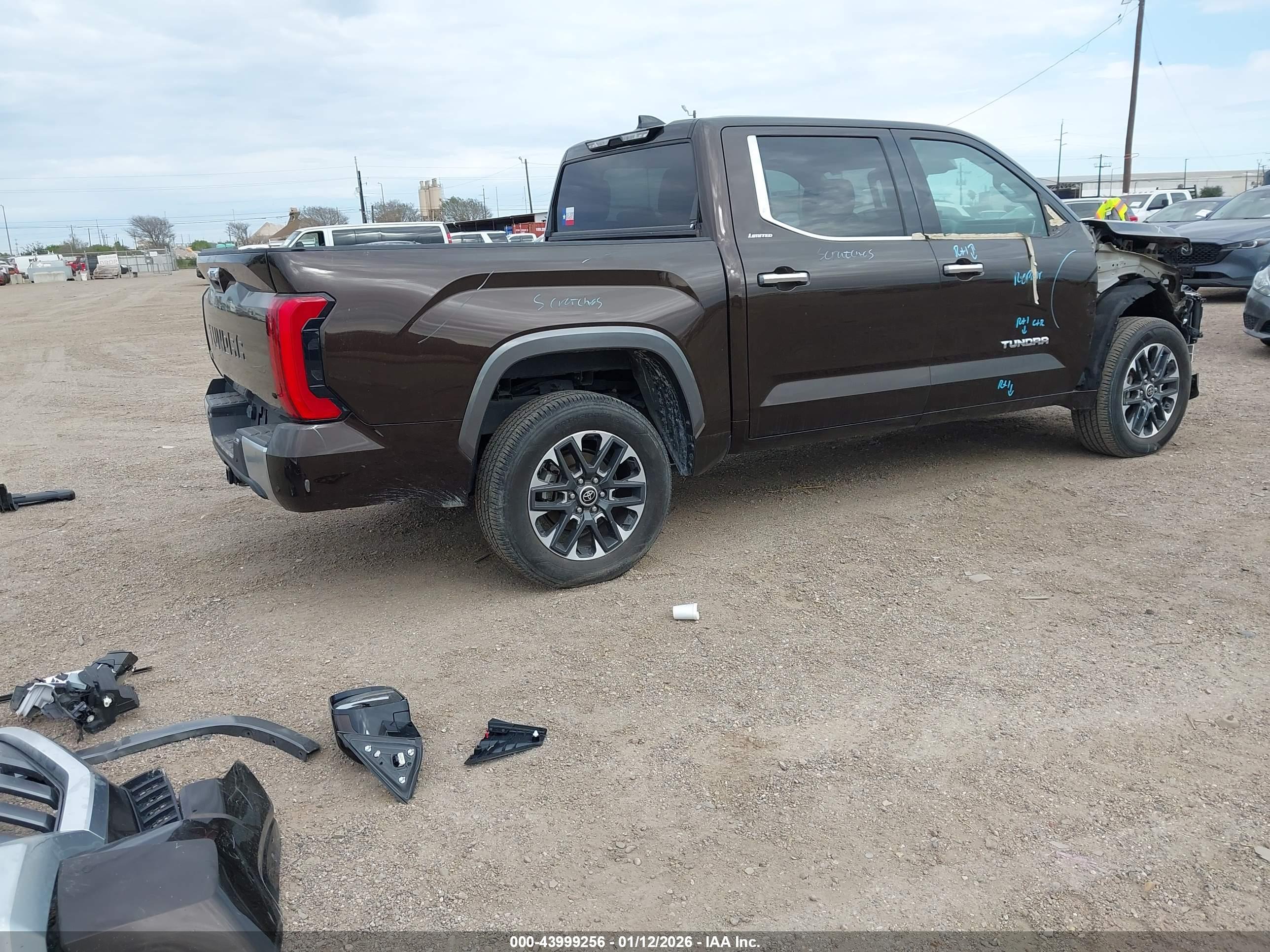 TOYOTA TUNDRA image 4