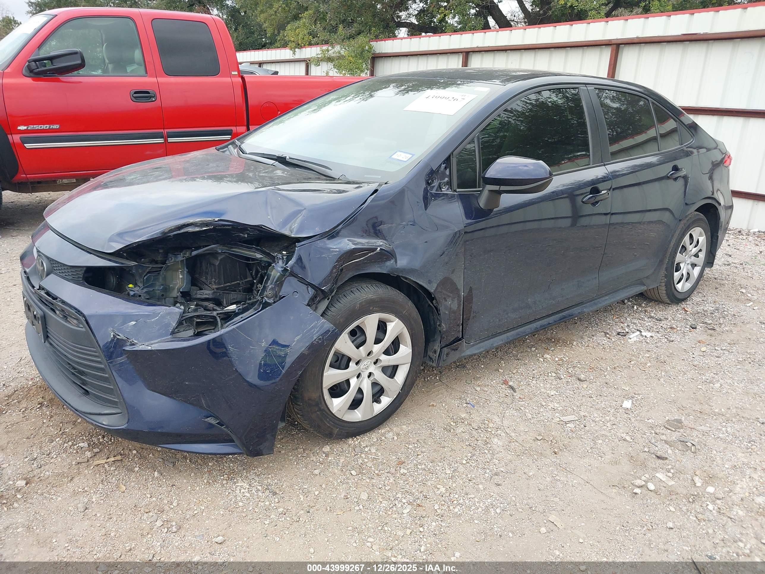 TOYOTA COROLLA image 2