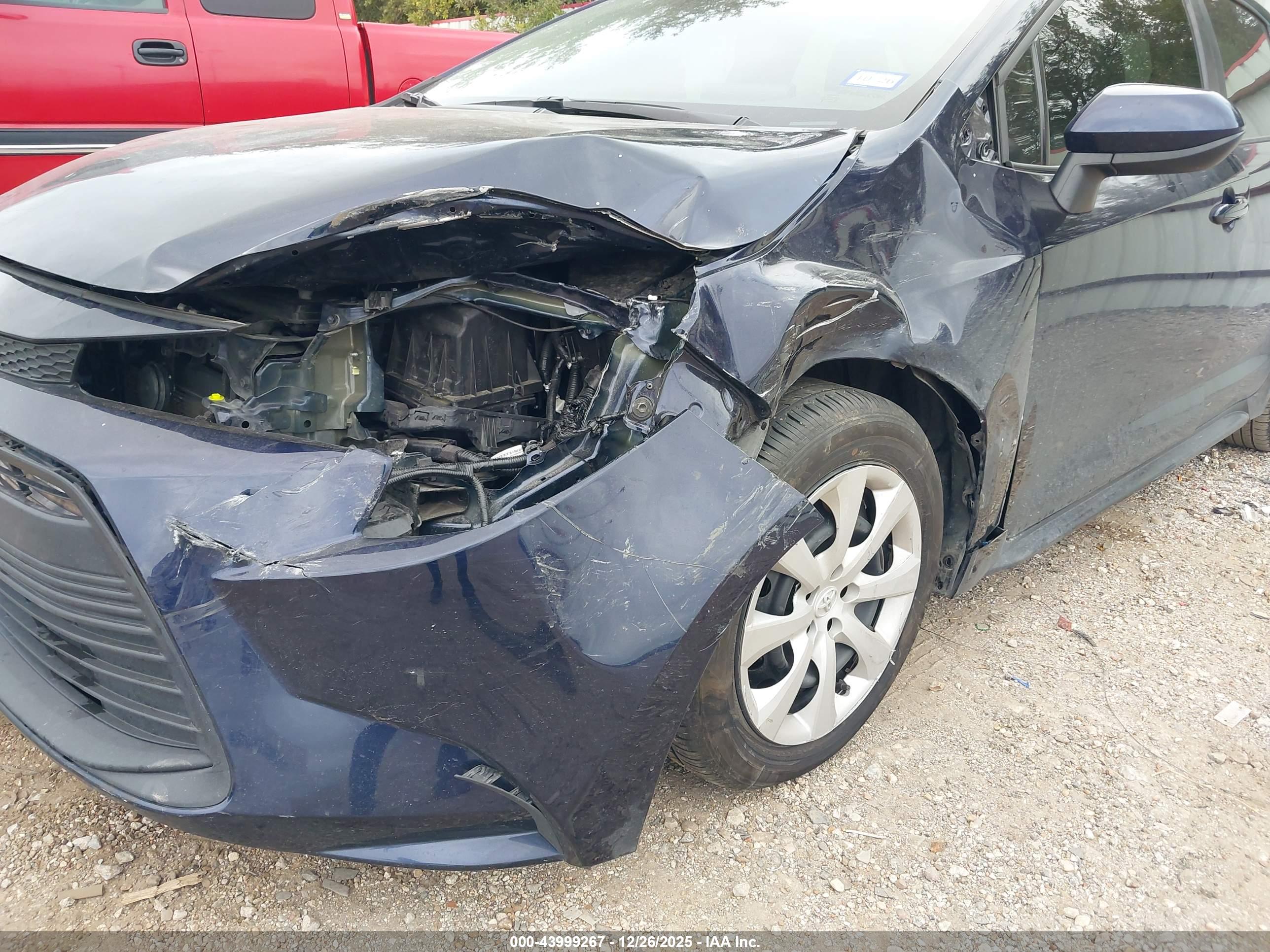 TOYOTA COROLLA image 6