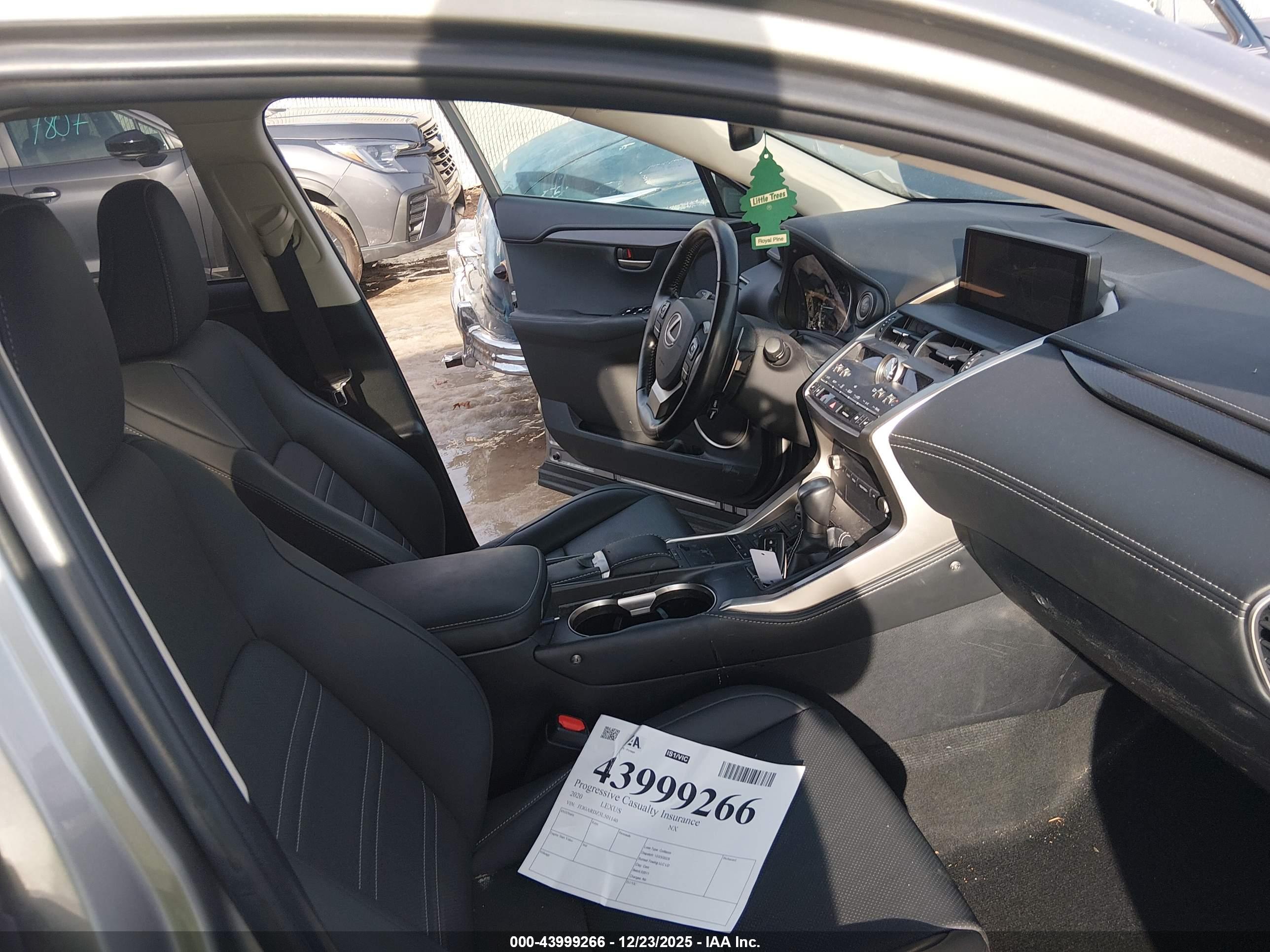 LEXUS NX image 5