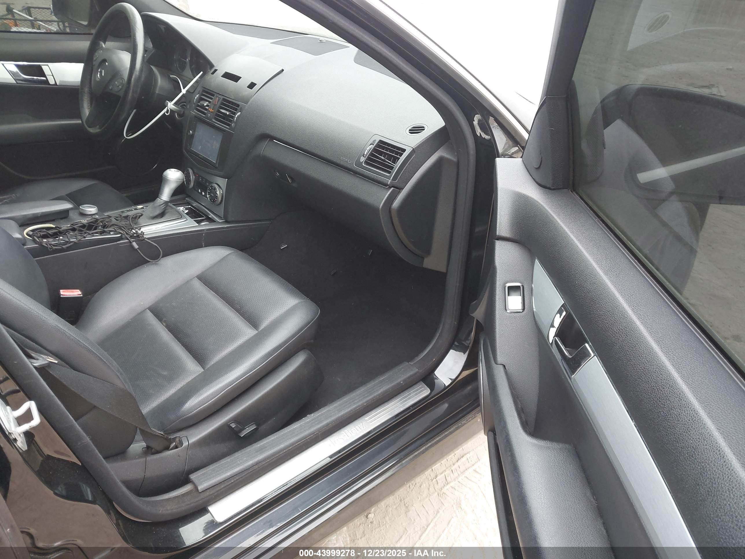 MERCEDES-BENZ C image 5